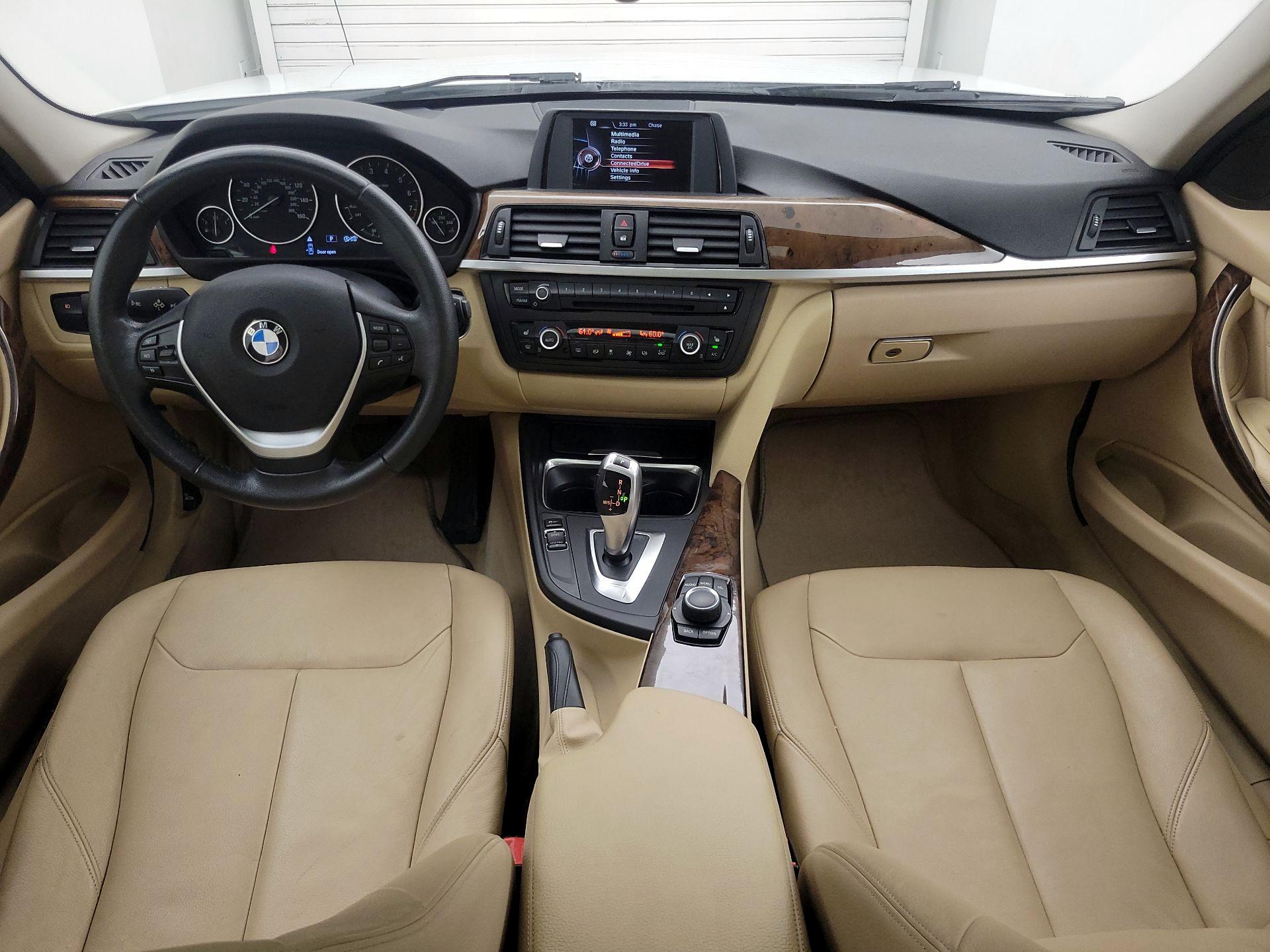 Thumbnail: 2015 BMW 3 Series - 9