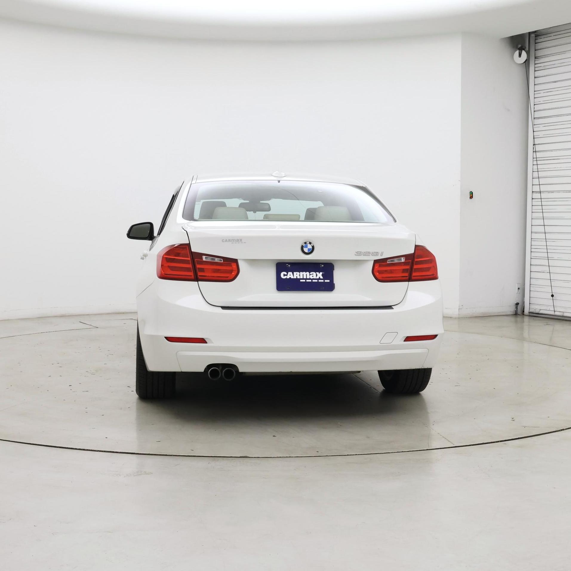 Thumbnail: 2015 BMW 3 Series - 6