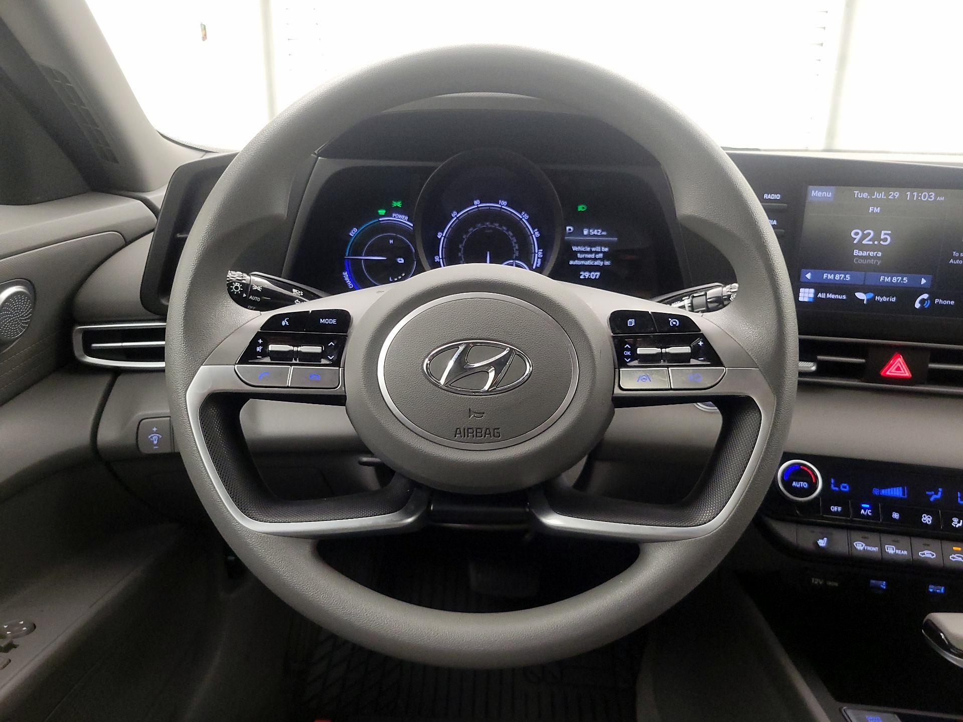 Thumbnail: 2023 Hyundai Elantra - 10