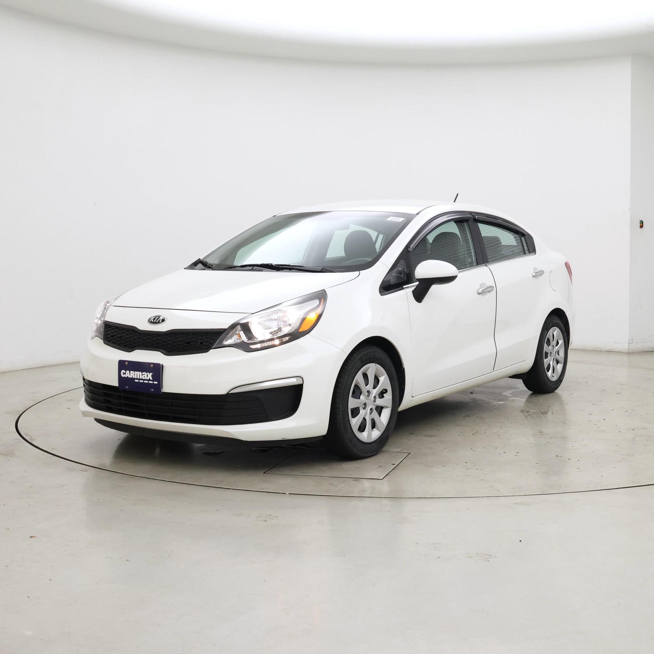 Thumbnail: 2016 Kia Rio - 4