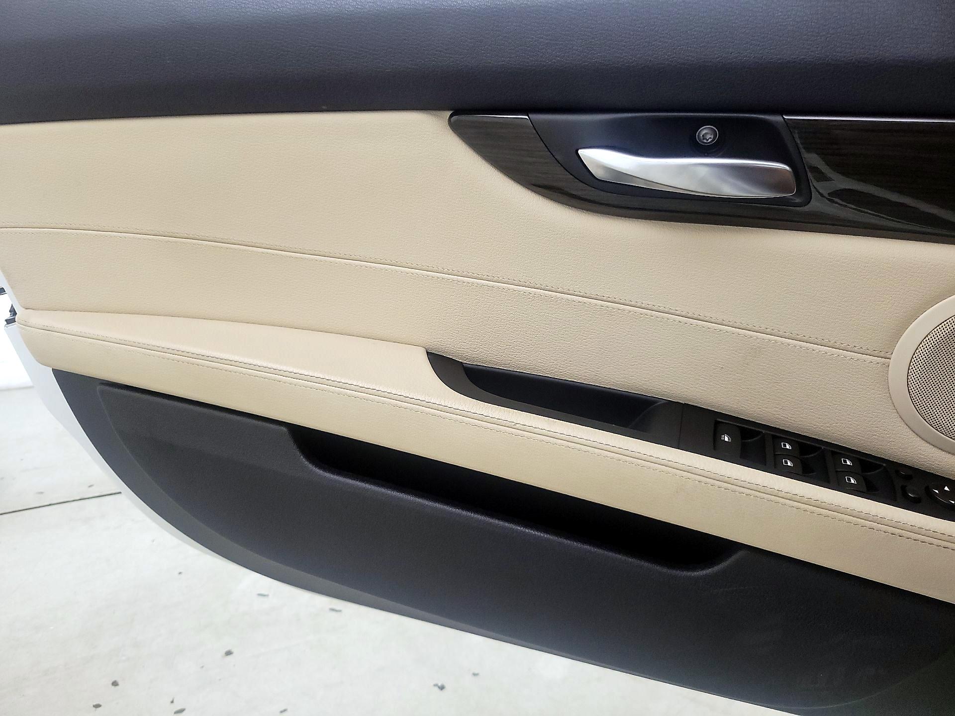 Thumbnail: 2016 BMW Z4 - 12