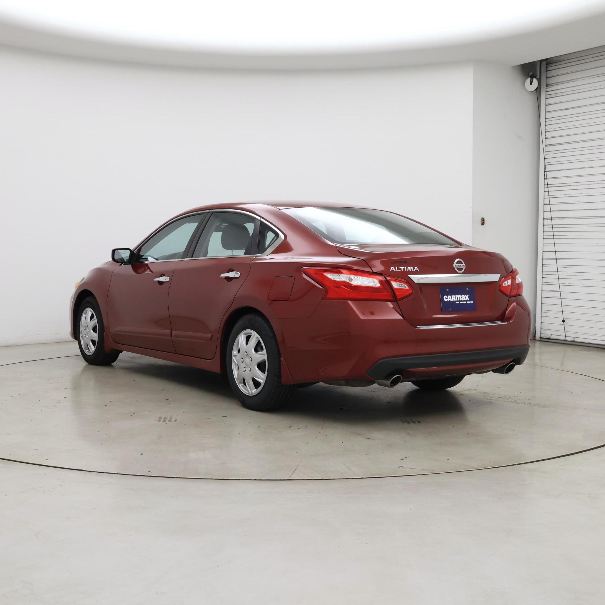 Thumbnail: 2017 Nissan Altima - 2