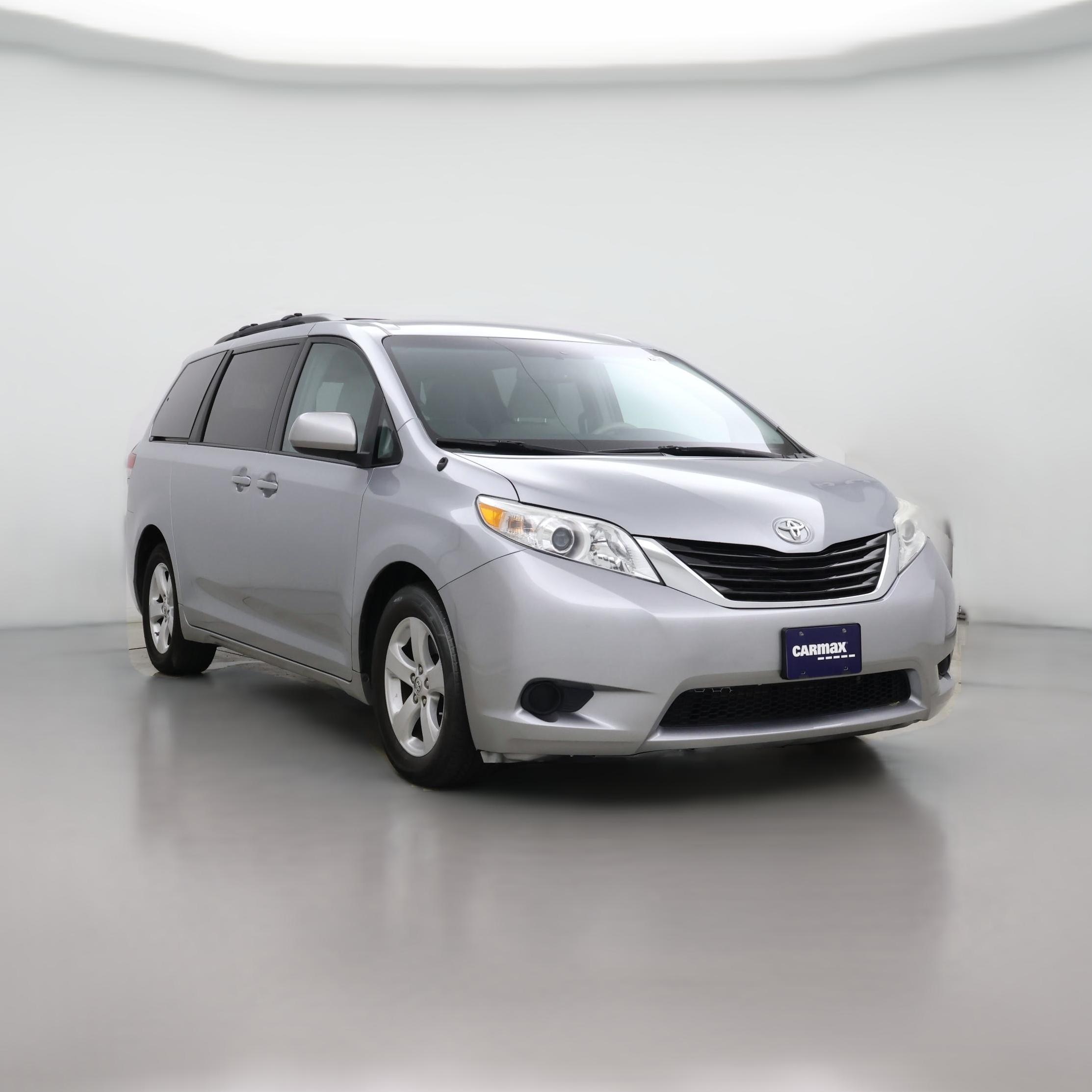 Thumbnail: 2014 Toyota Sienna - 1