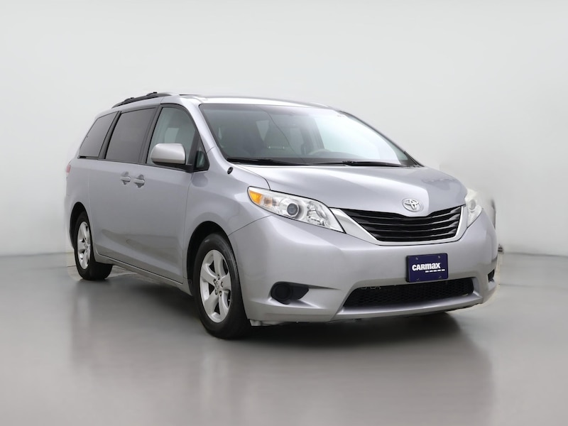 2014 Toyota Sienna LE -
                  Hartford, CT