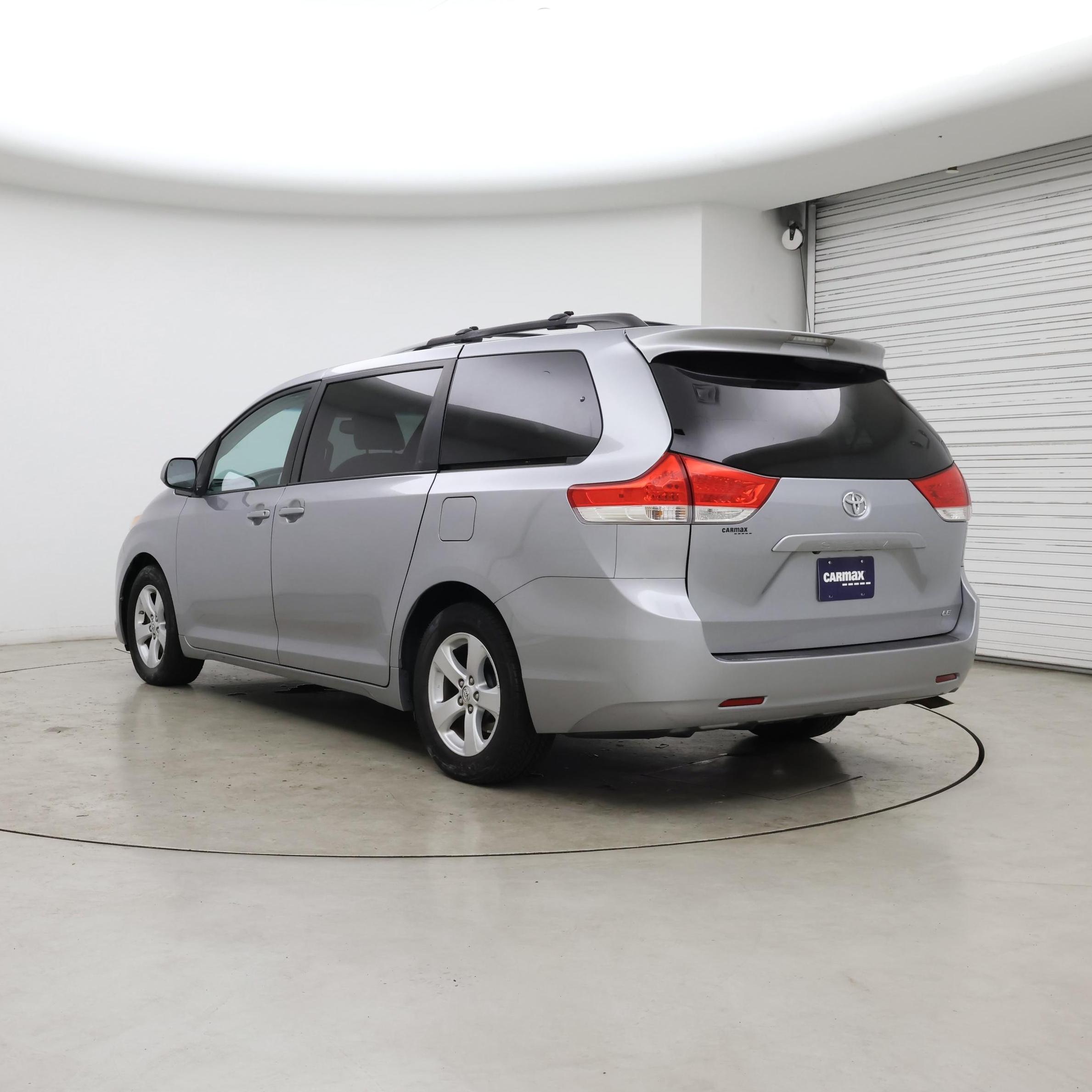 Thumbnail: 2014 Toyota Sienna - 2