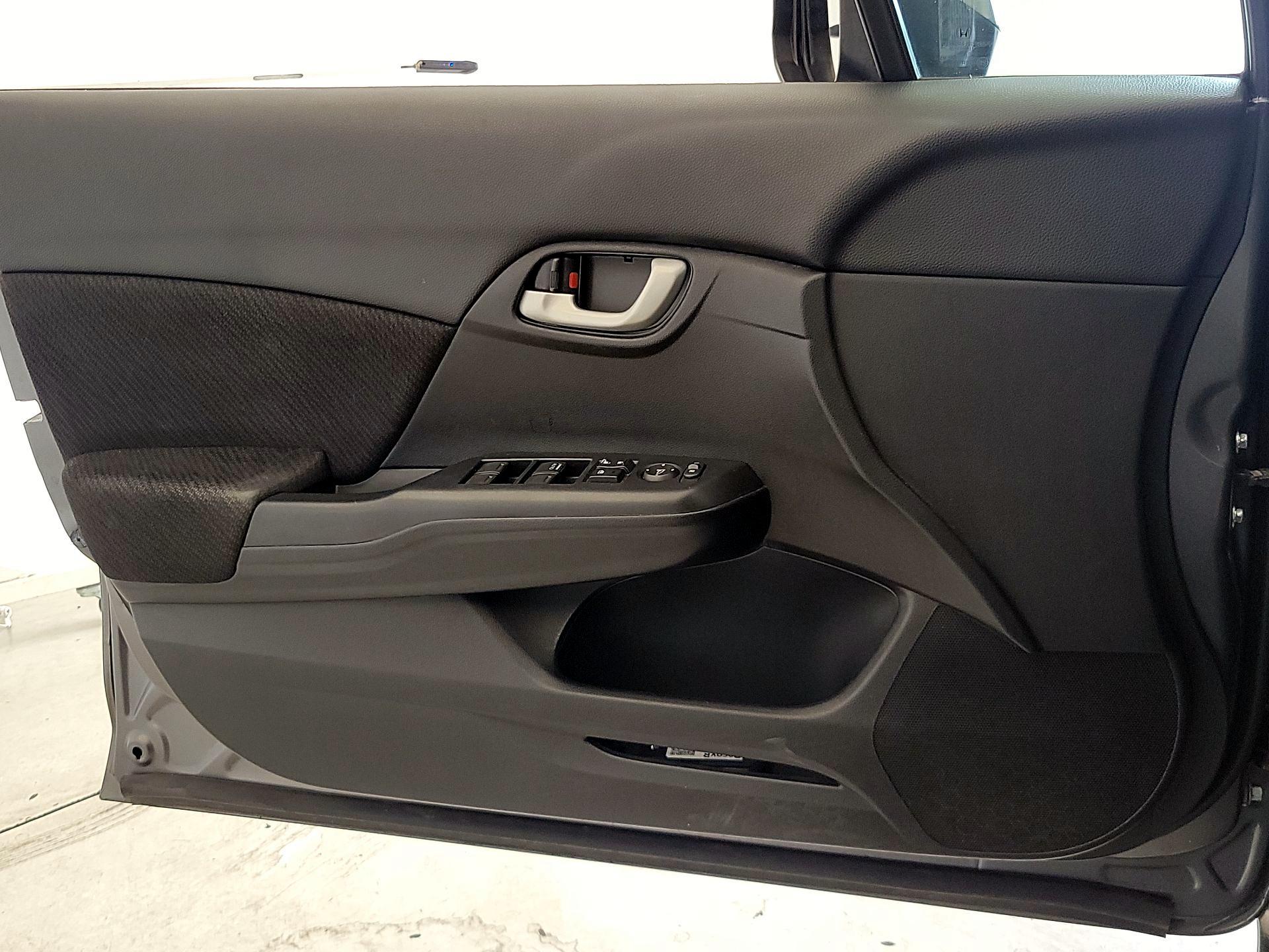Thumbnail: 2013 Honda Civic - 12