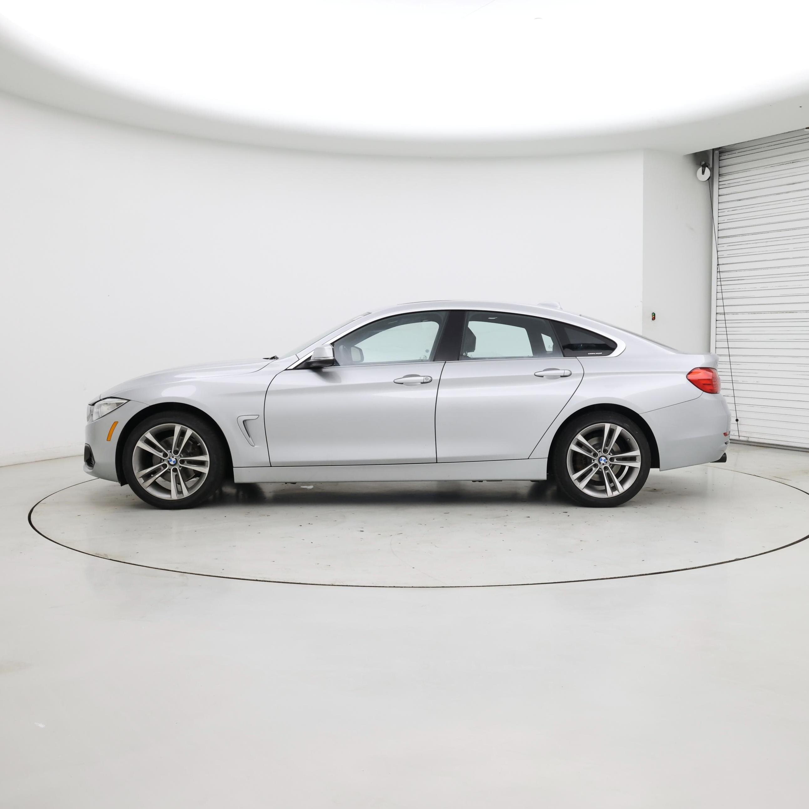Thumbnail: 2017 BMW 4 Series - 3