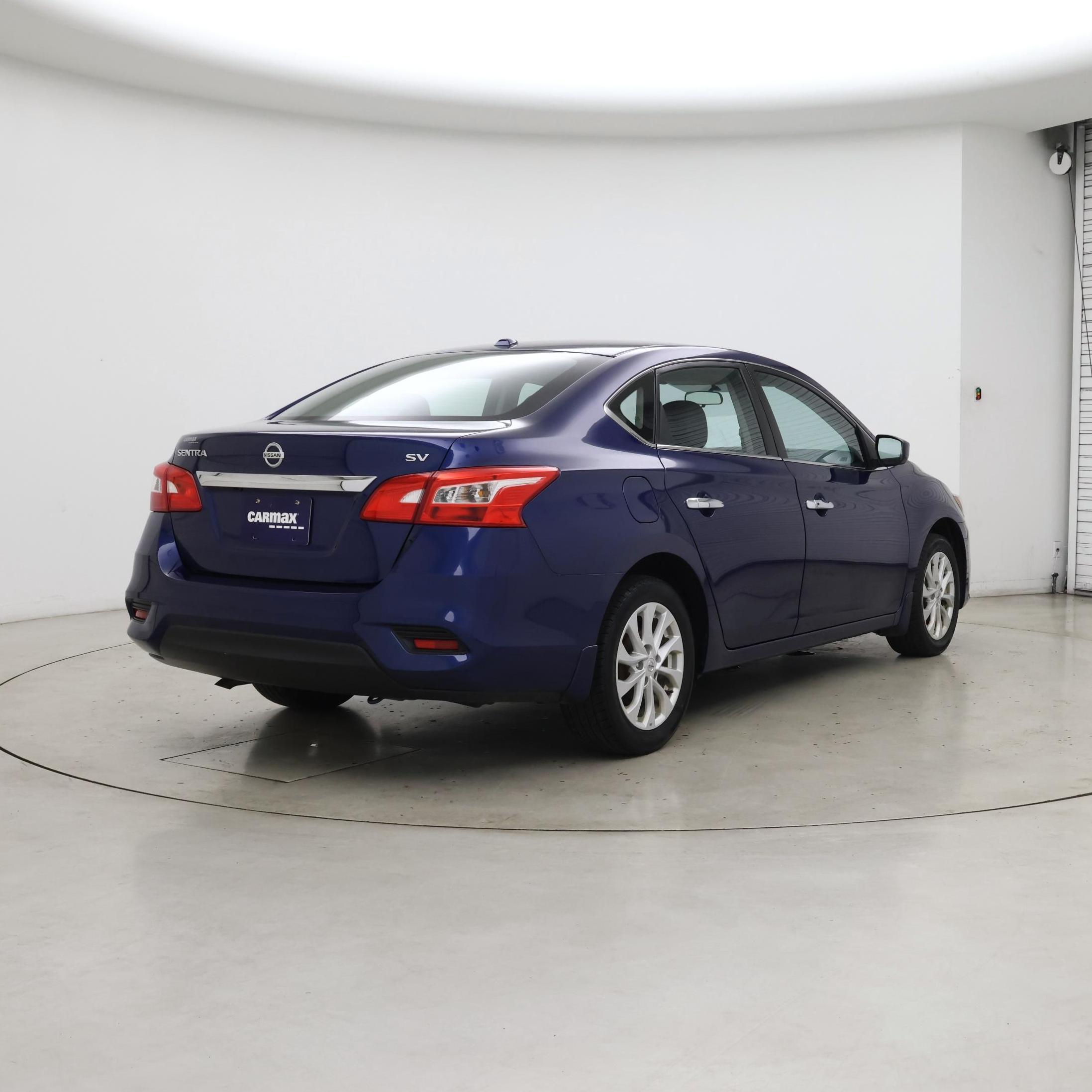 Thumbnail: 2019 Nissan Sentra - 8