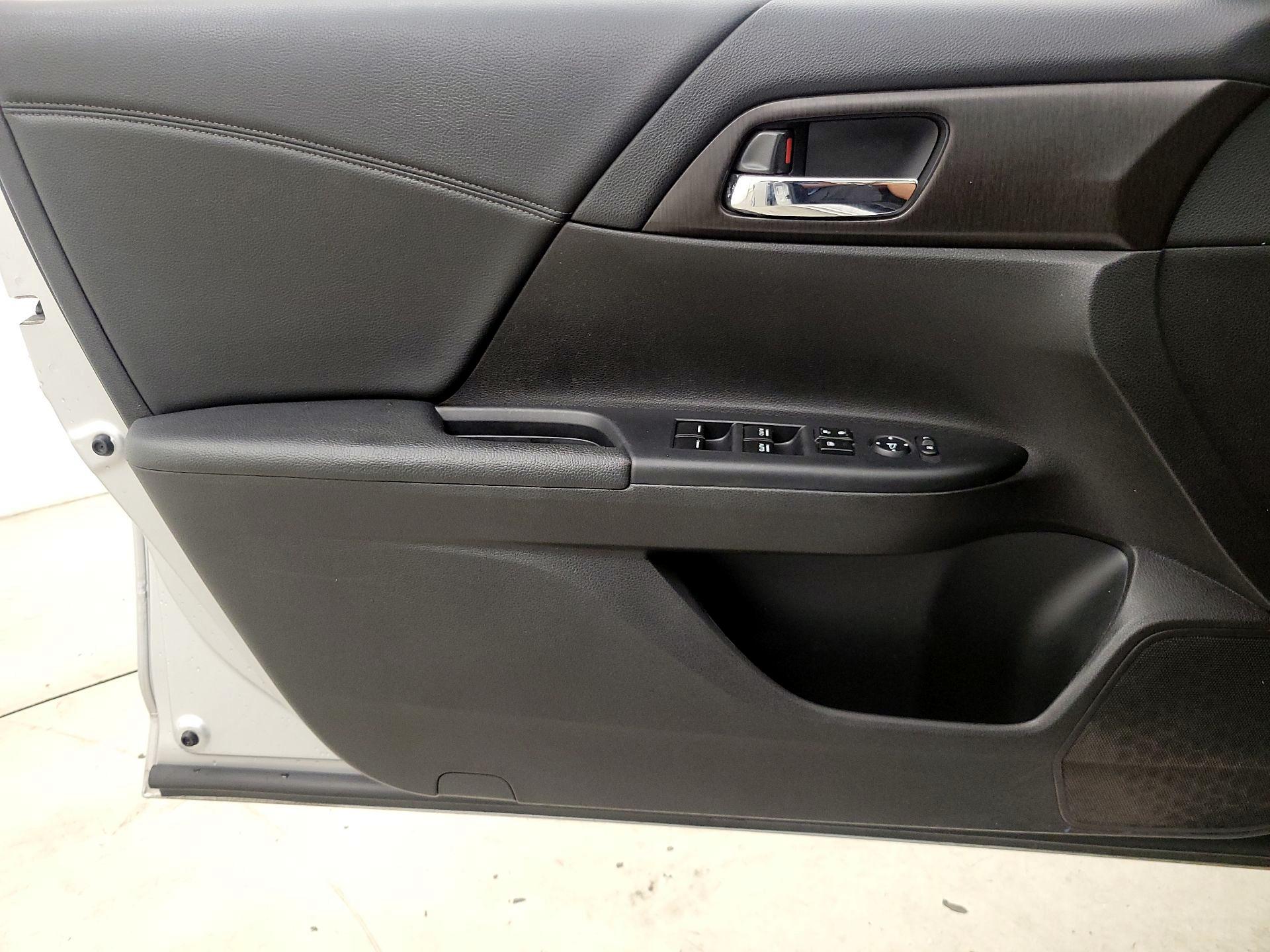 Thumbnail: 2014 Honda Accord - 12