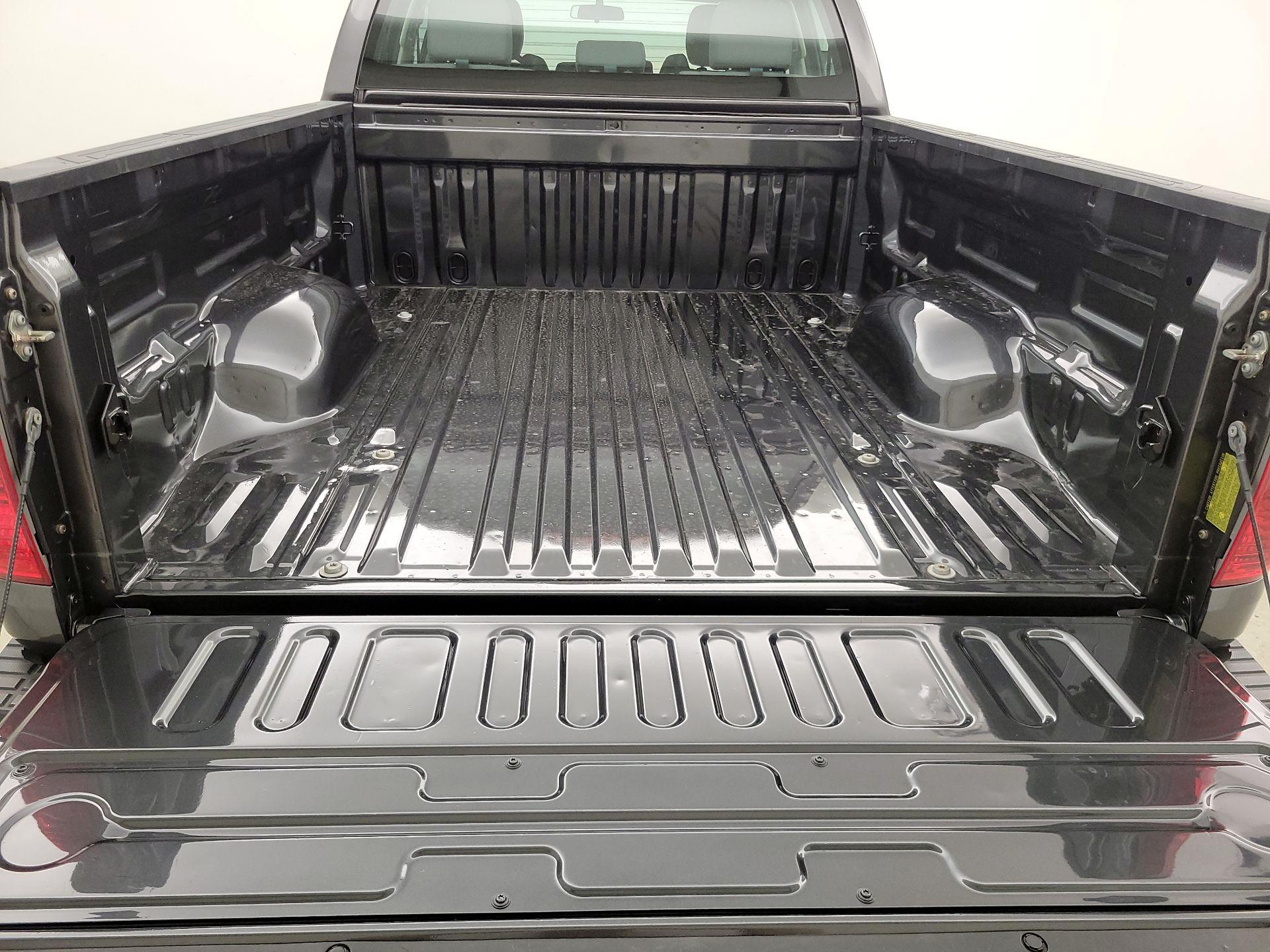 Thumbnail: 2014 Toyota Tundra - 20
