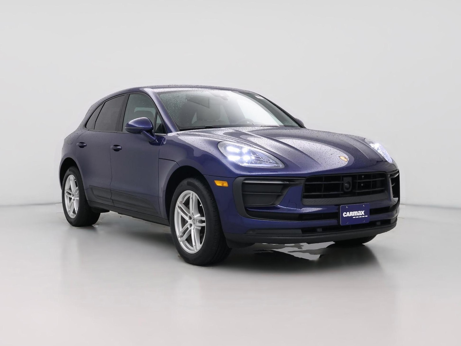 2023 Porsche Macan Base