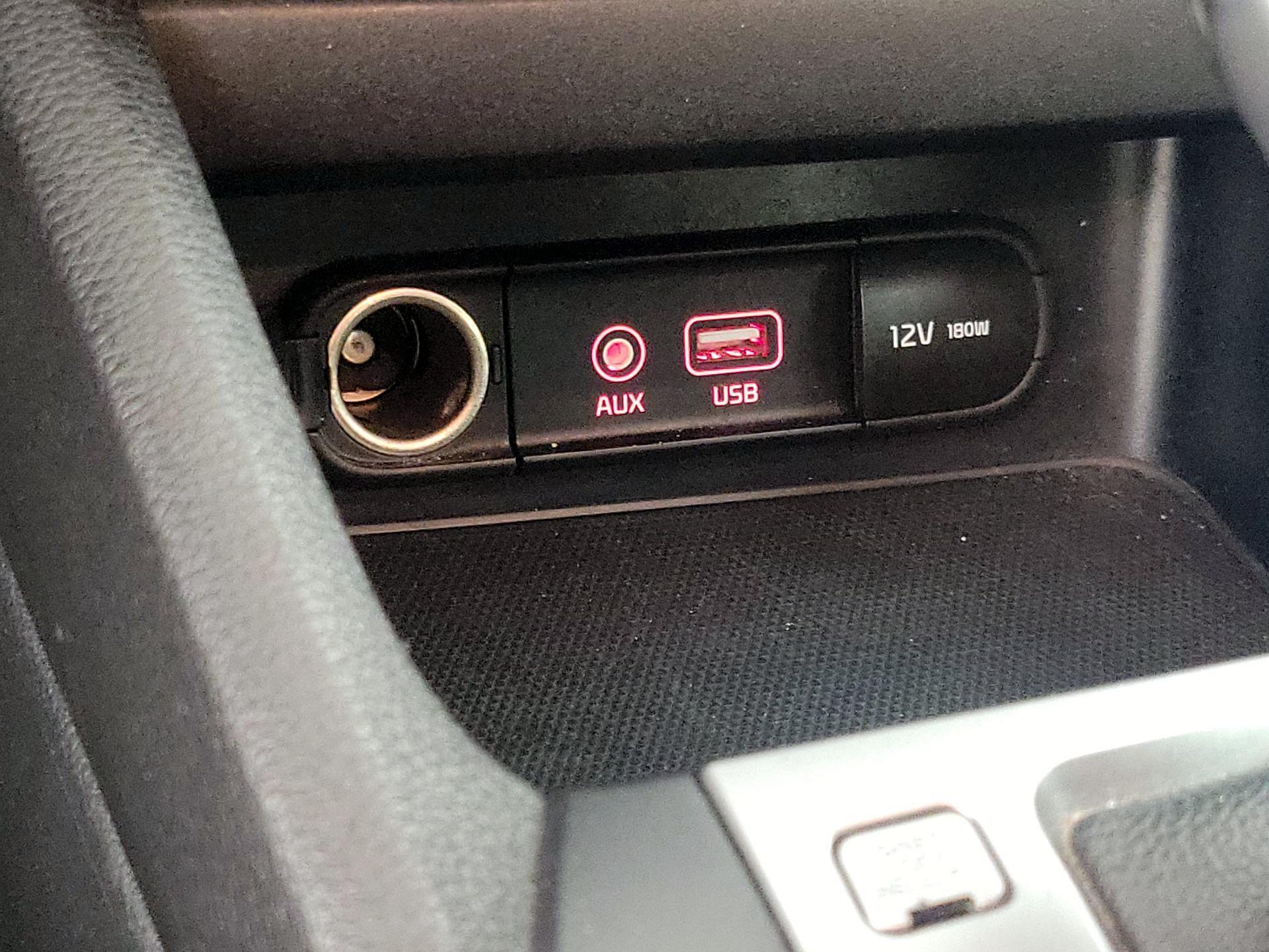 Thumbnail: 2021 Kia Forte - 18