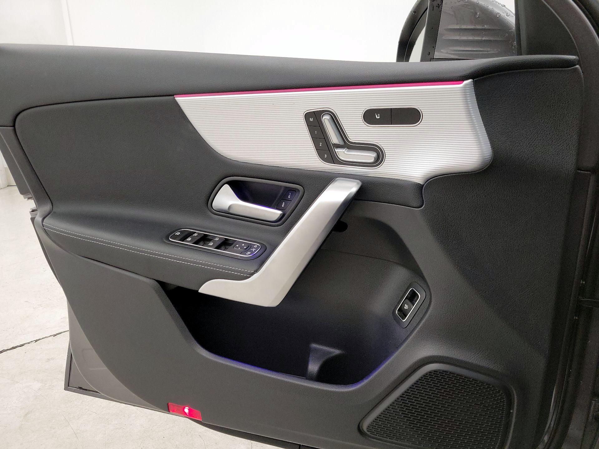Thumbnail: 2021 Mercedes-Benz A-Class - 12