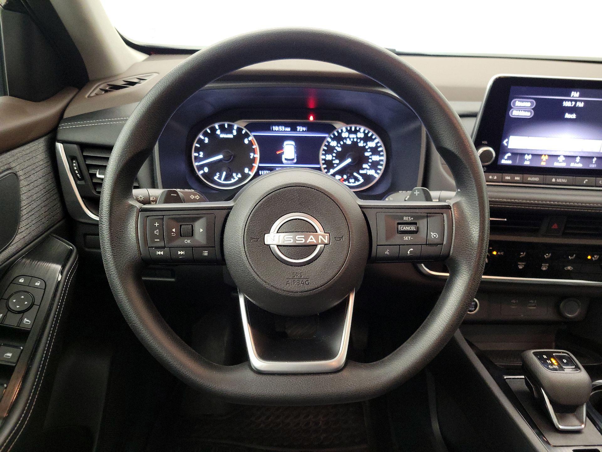 Thumbnail: 2022 Nissan Rogue - 10