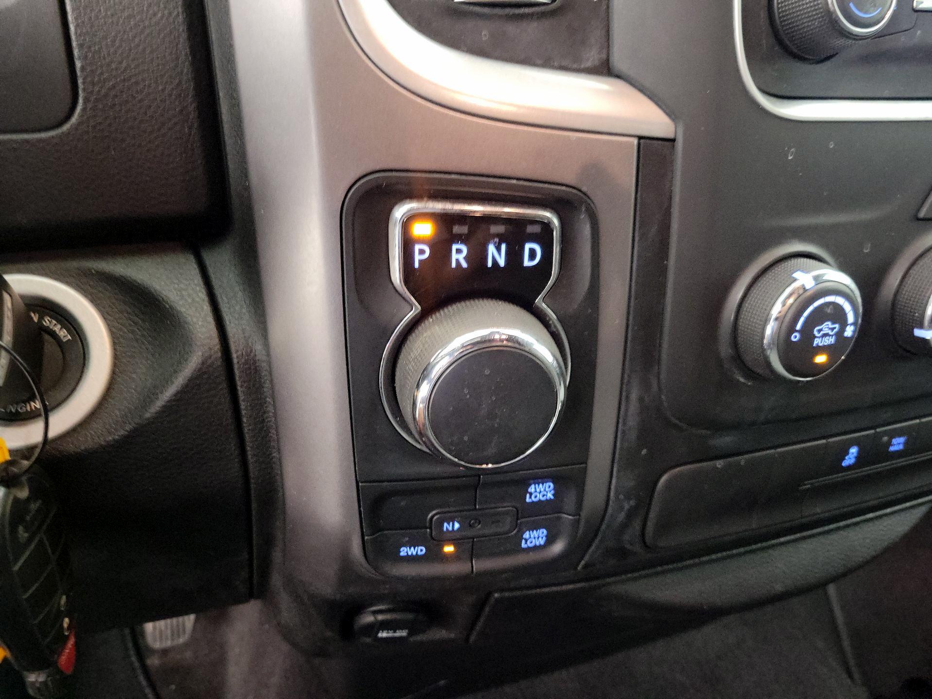 Thumbnail: 2021 RAM 1500 Classic - 17