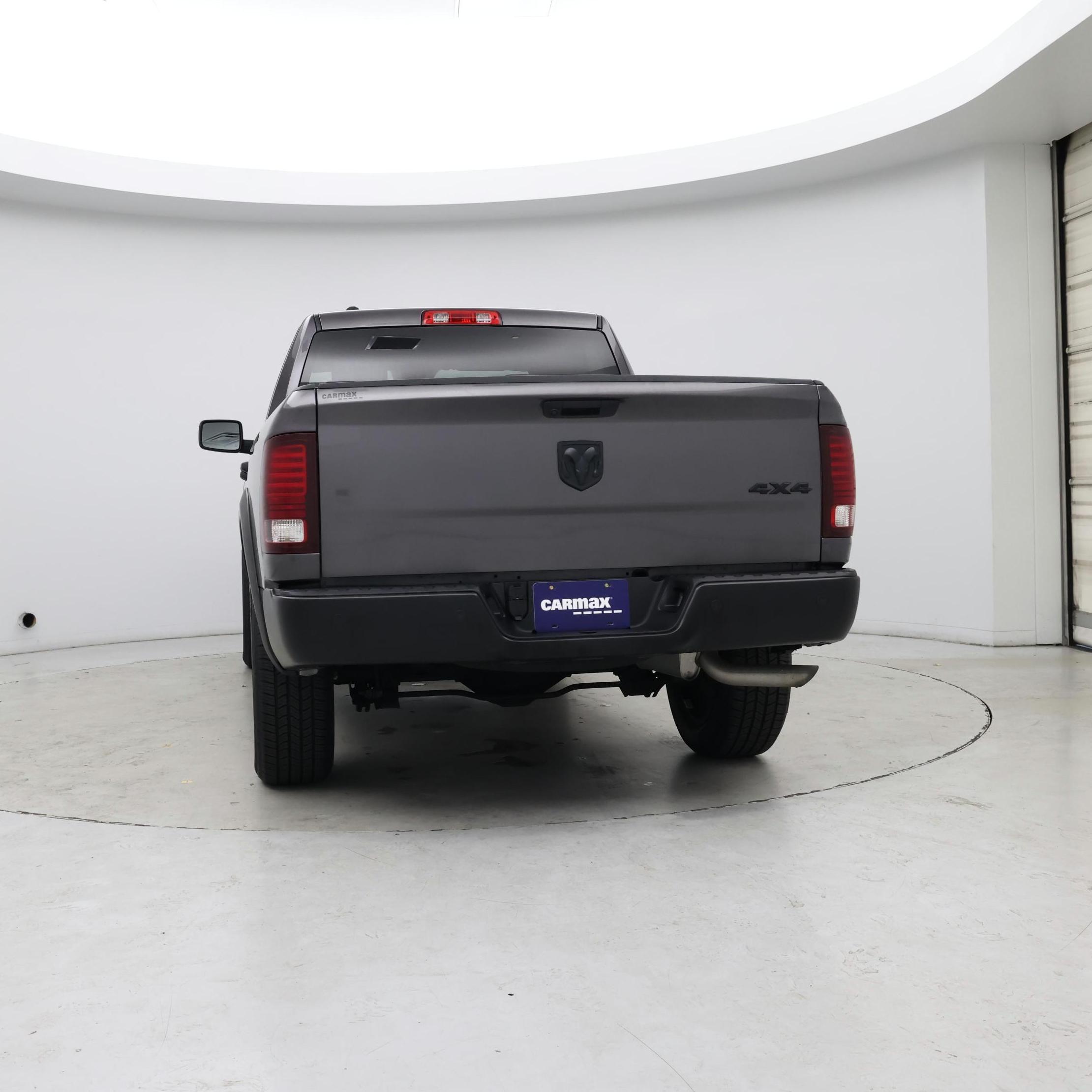 Thumbnail: 2021 RAM 1500 Classic - 6