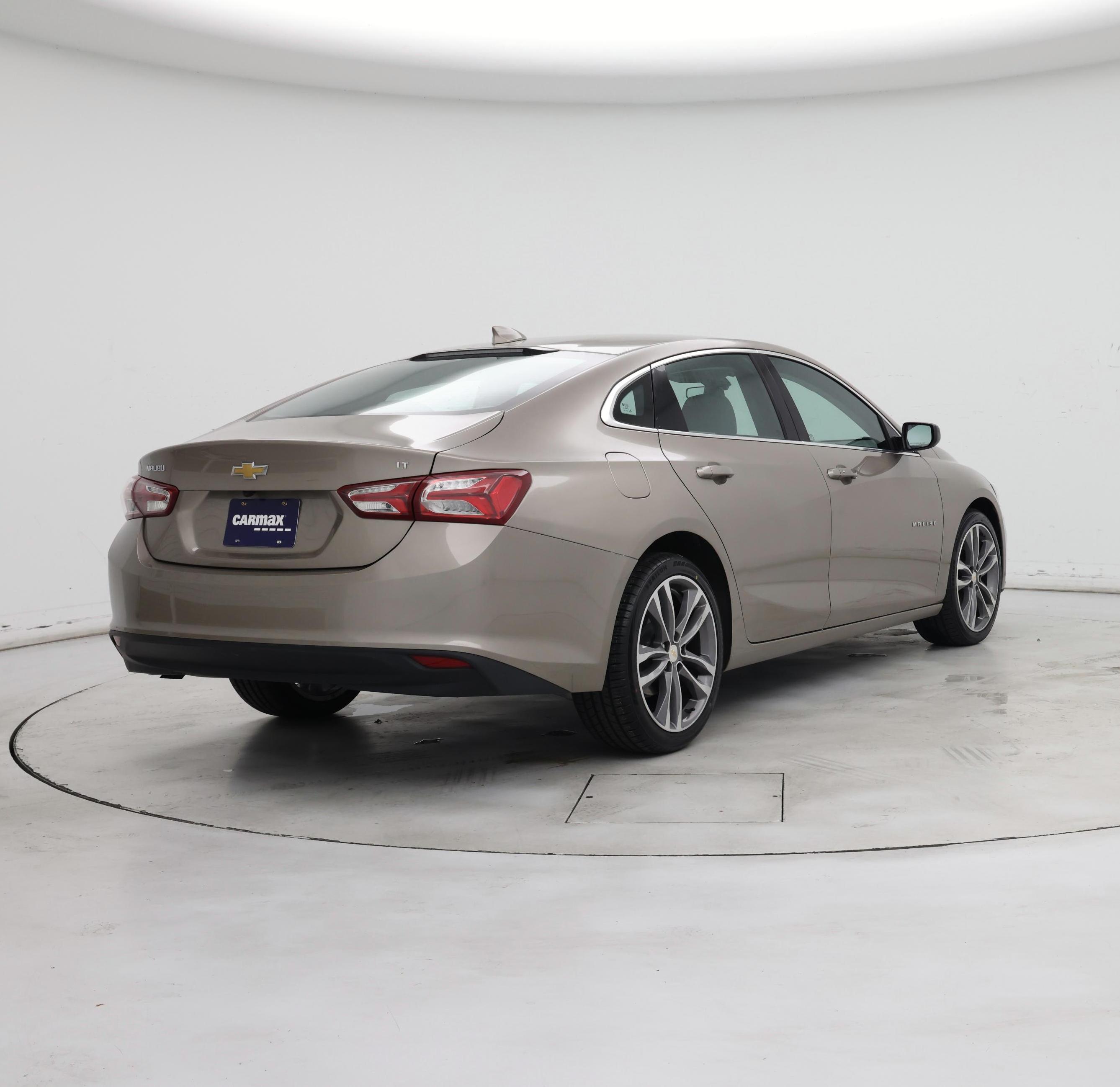 Thumbnail: 2022 Chevrolet Malibu - 8