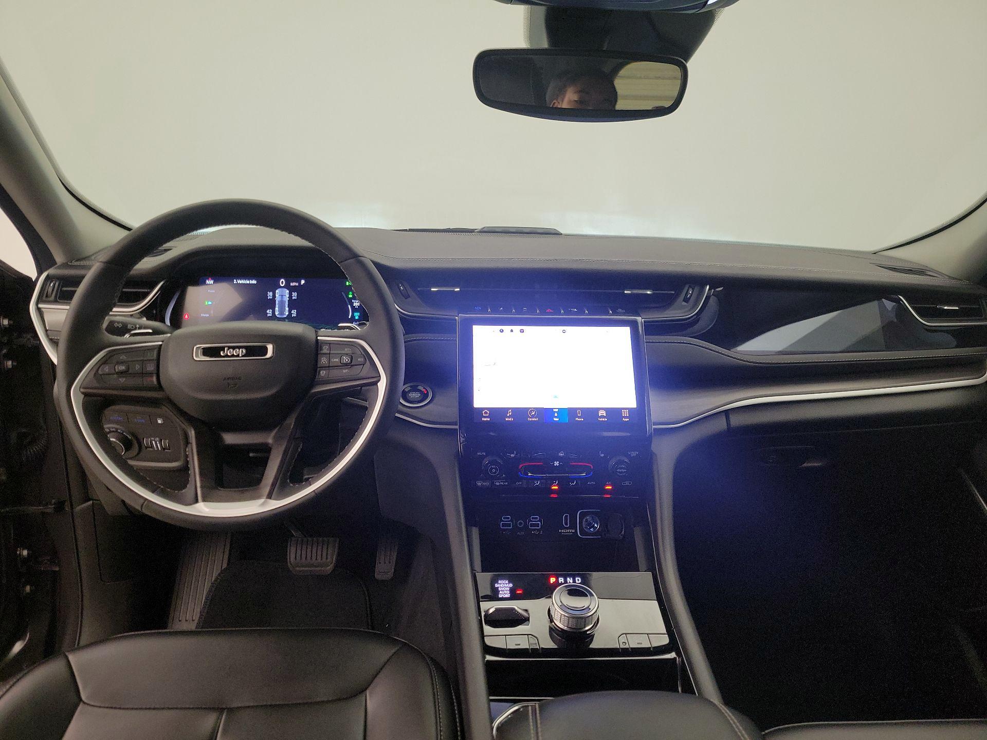 Thumbnail: 2023 Jeep Grand Cherokee - 9