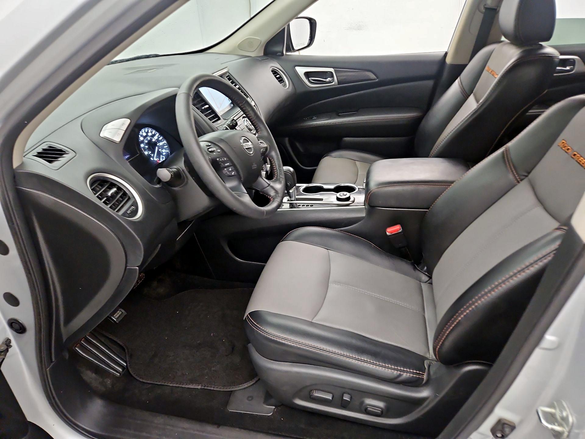 Thumbnail: 2020 Nissan Pathfinder - 11