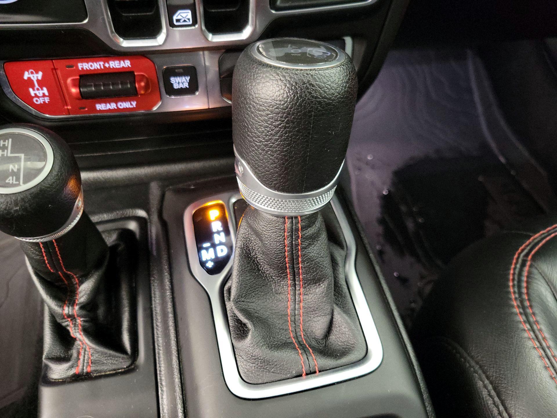 Thumbnail: 2020 Jeep Wrangler - 18