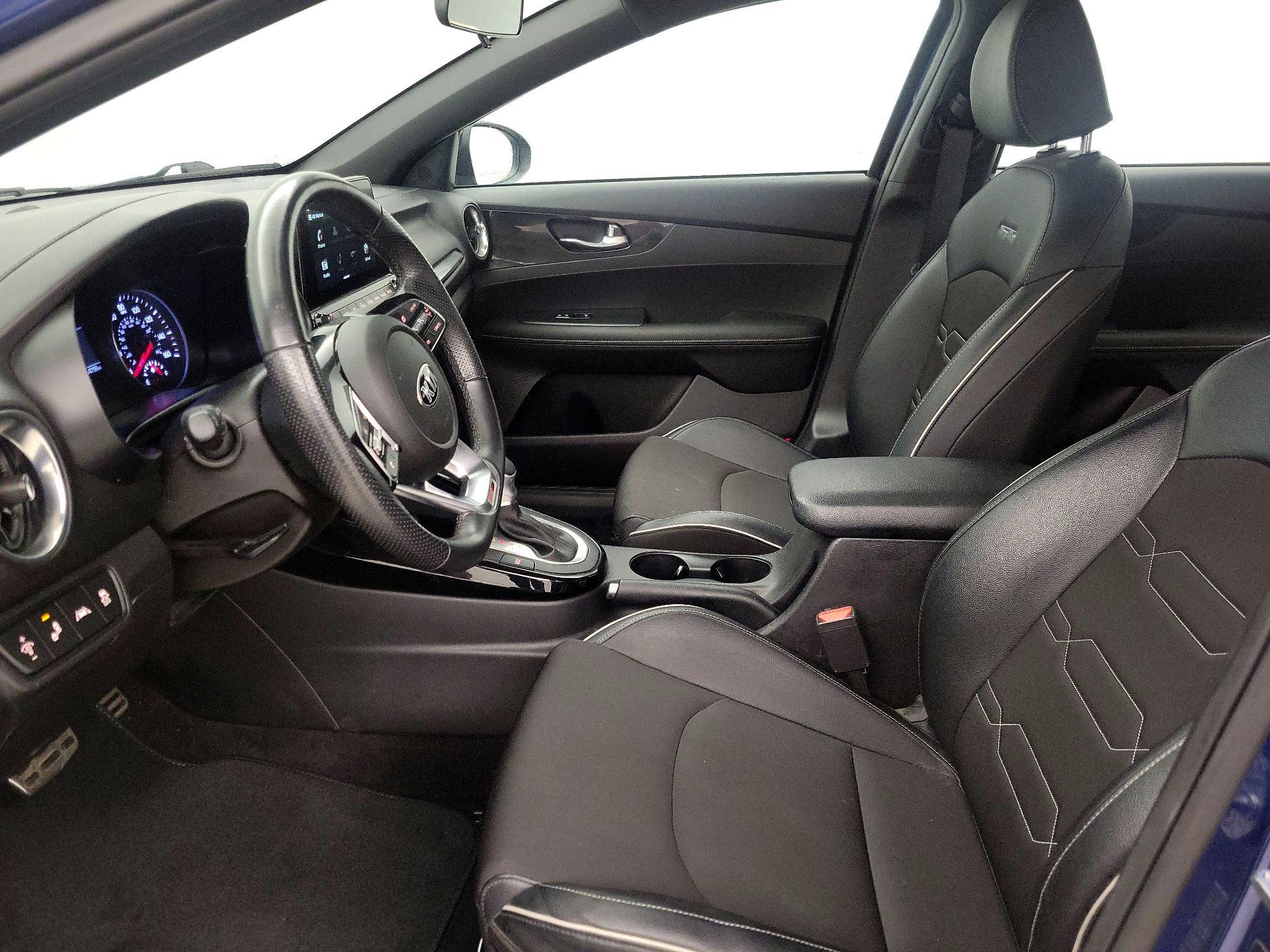 Thumbnail: 2021 Kia Forte - 11