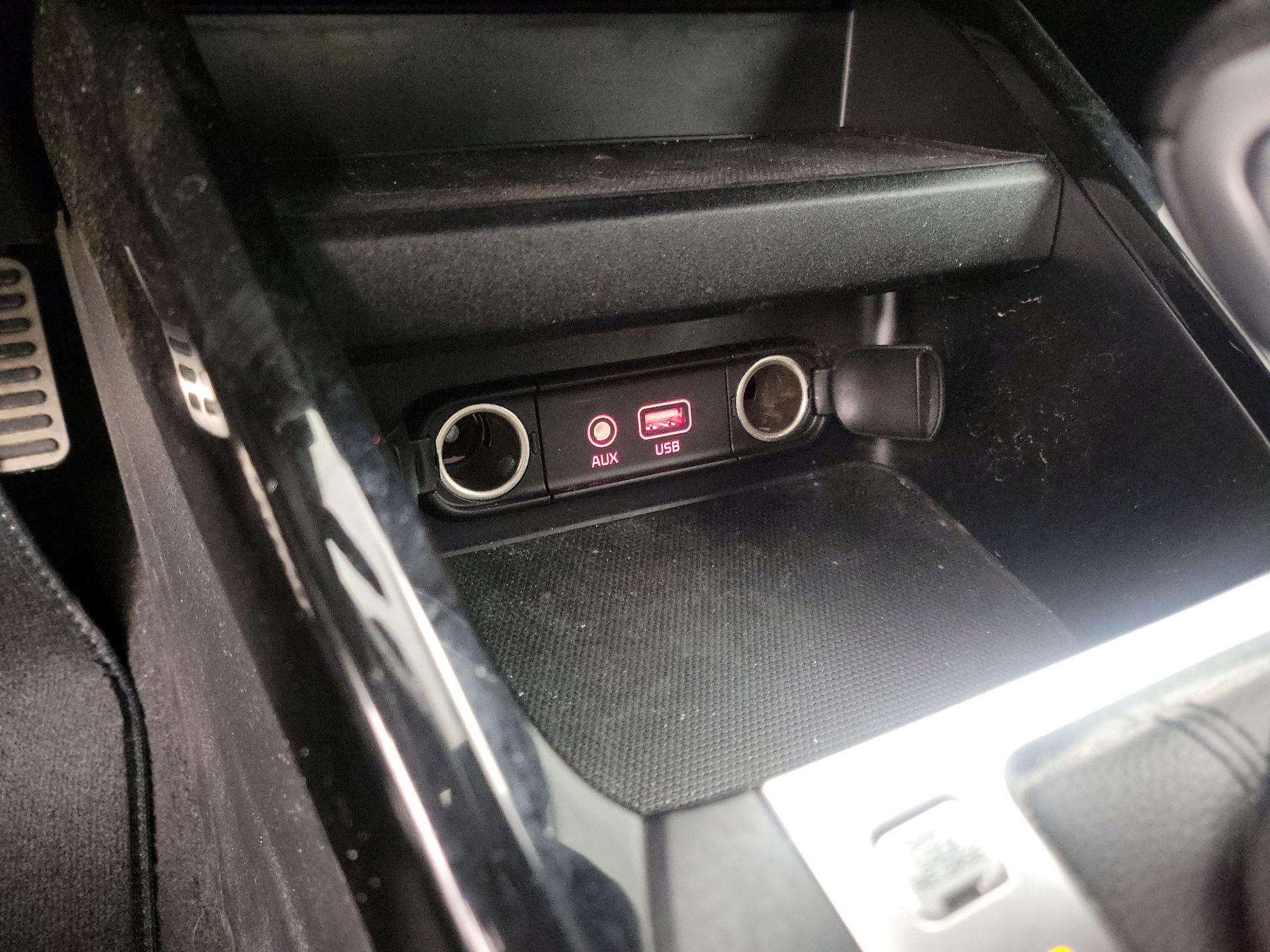 Thumbnail: 2021 Kia Forte - 18