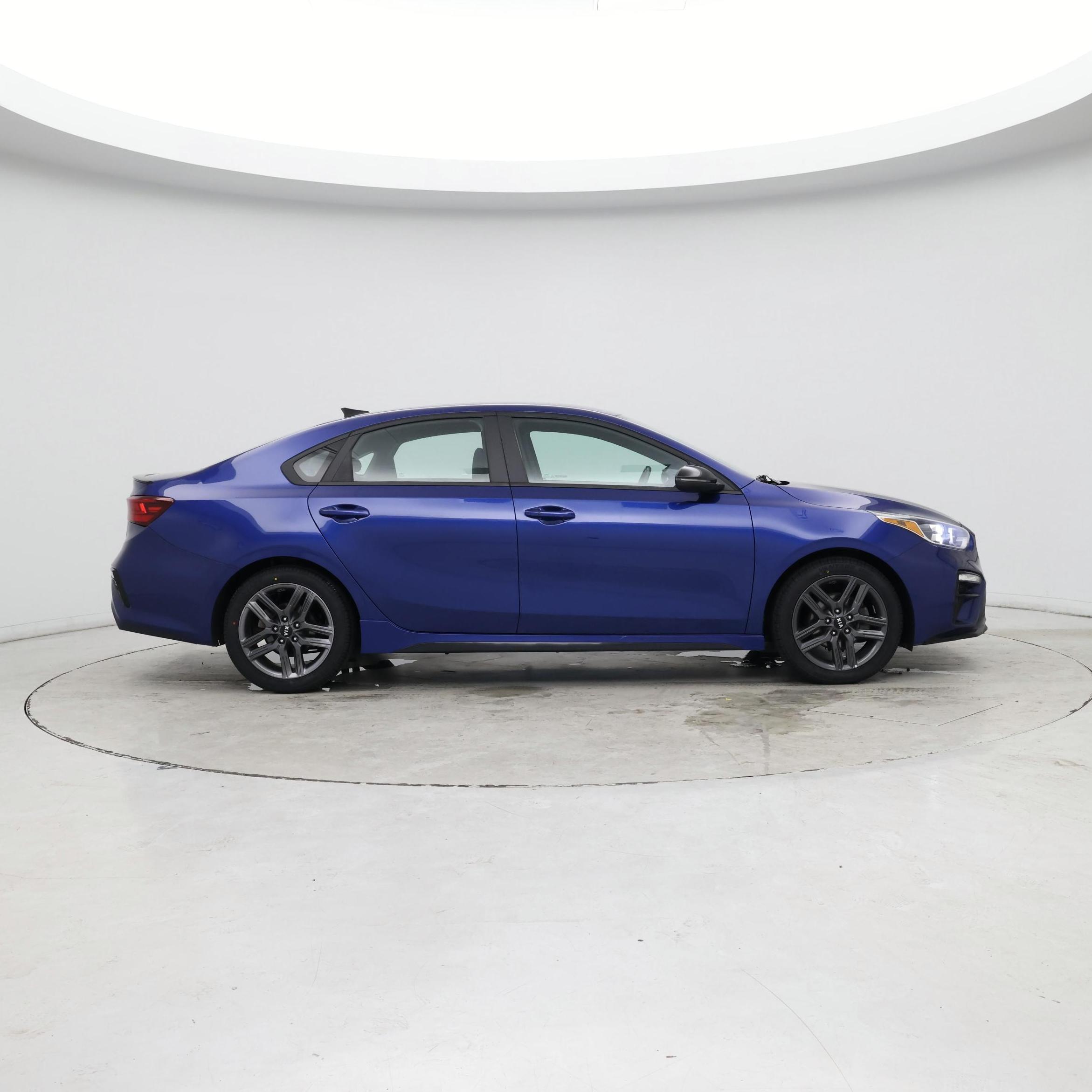 Thumbnail: 2021 Kia Forte - 7