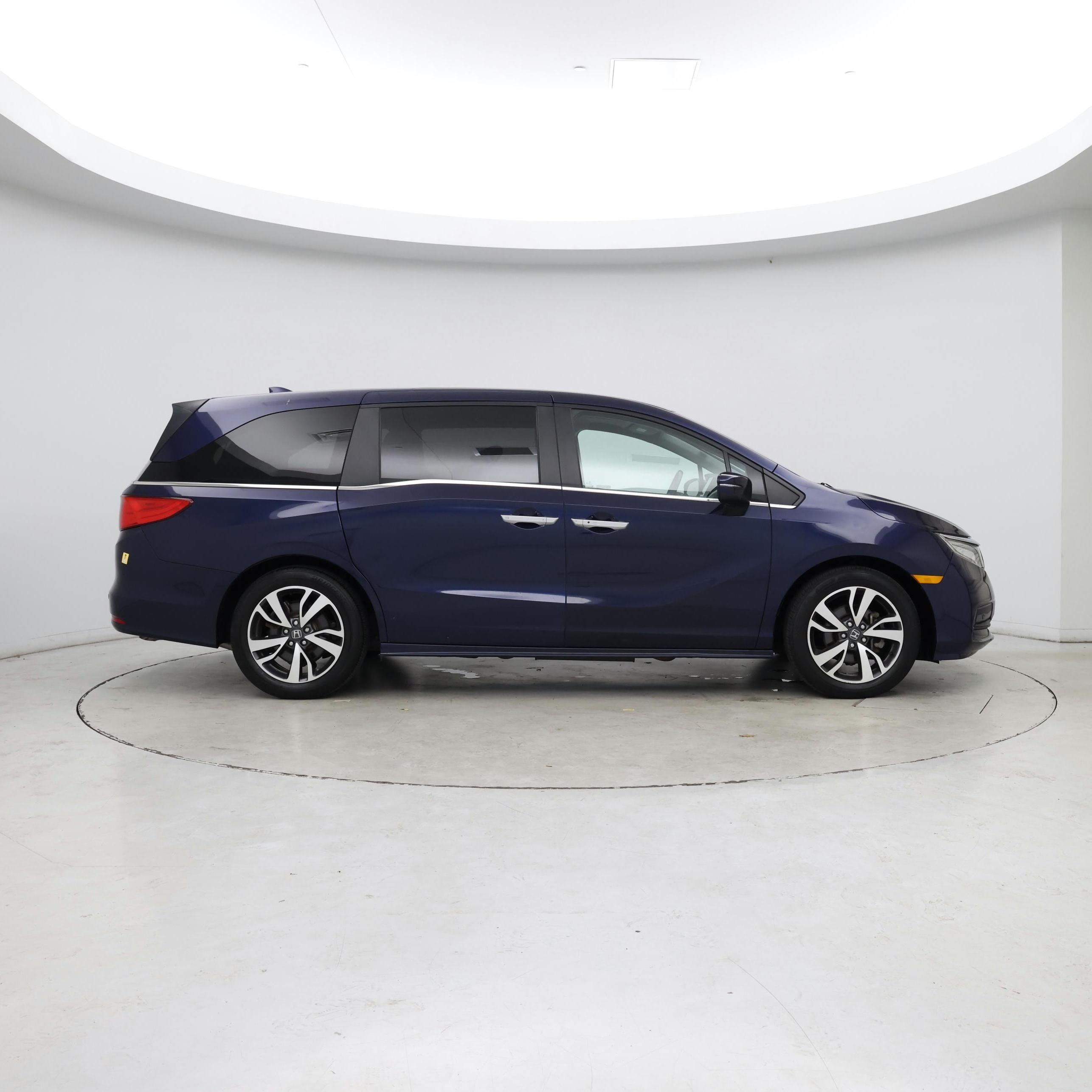 Thumbnail: 2022 Honda Odyssey - 7