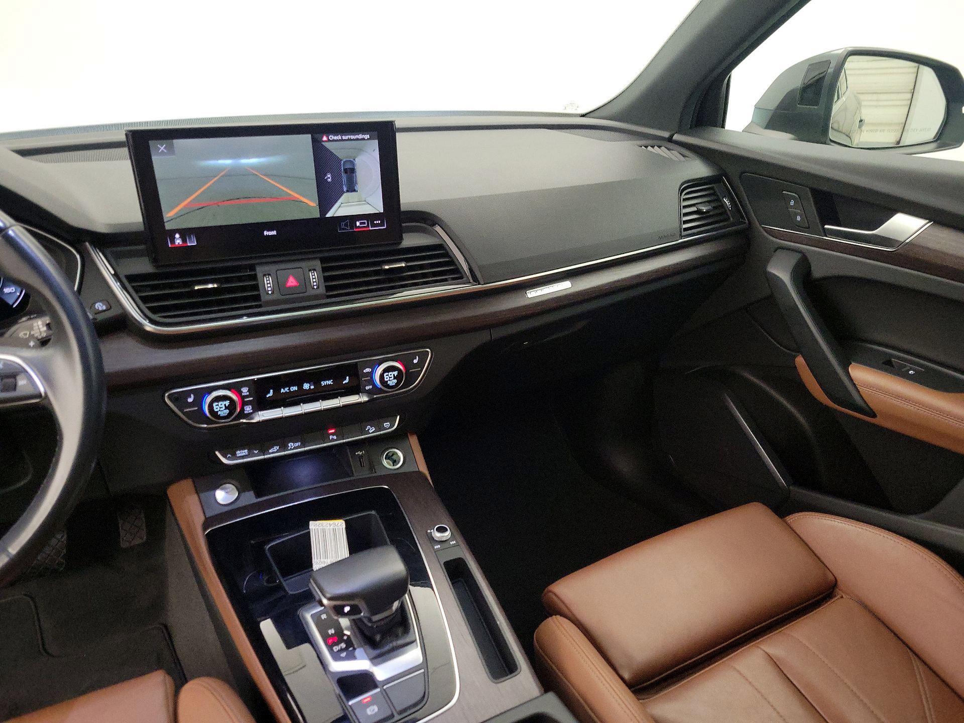 Thumbnail: 2022 Audi Q5 - 9