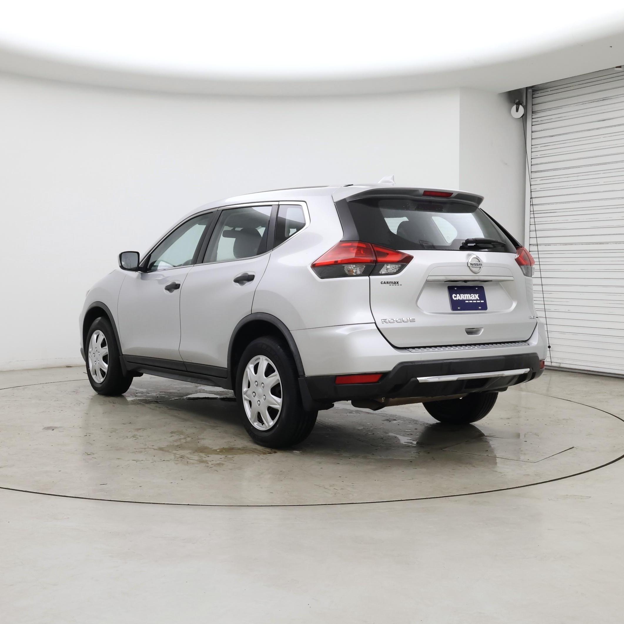 Thumbnail: 2017 Nissan Rogue - 2