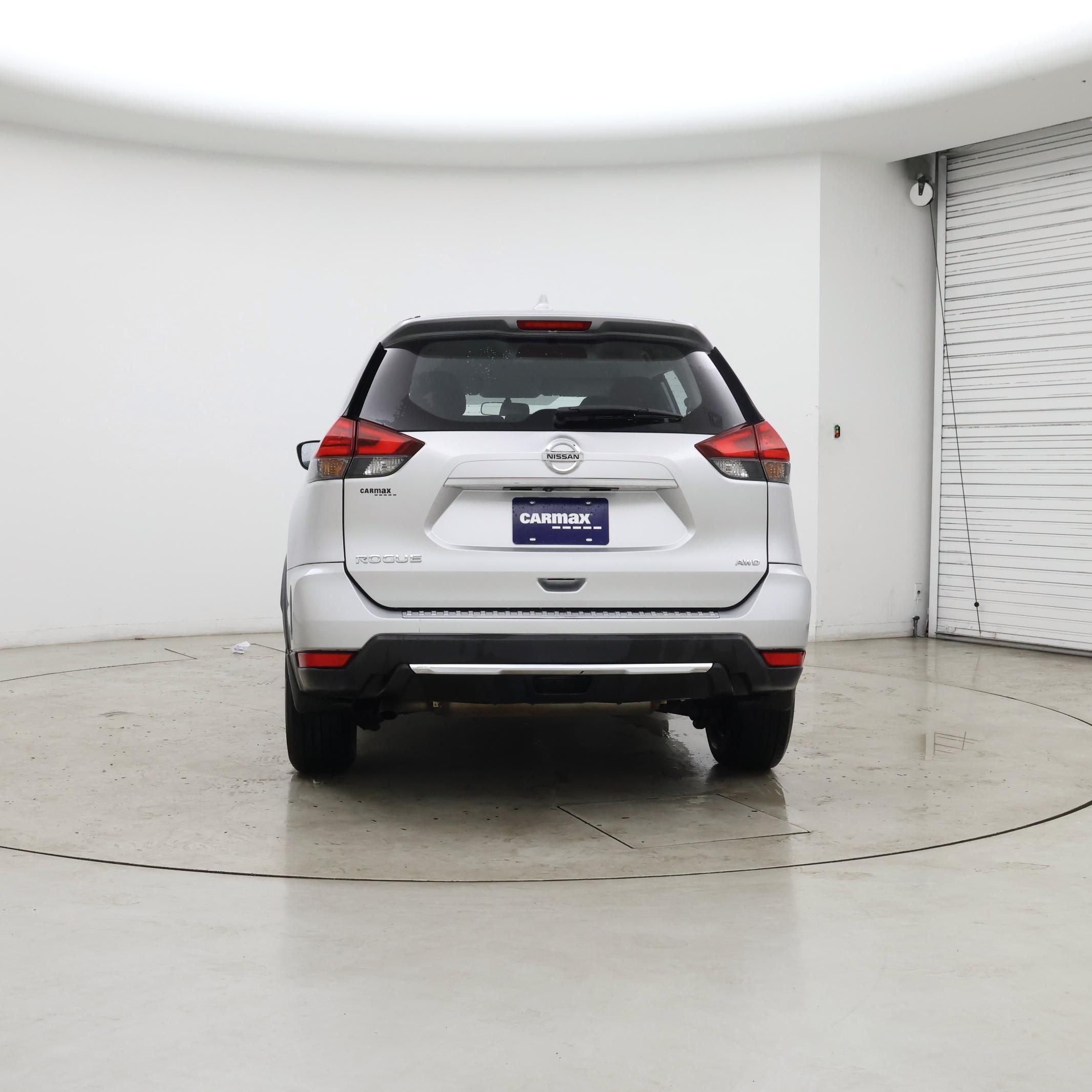 Thumbnail: 2017 Nissan Rogue - 6