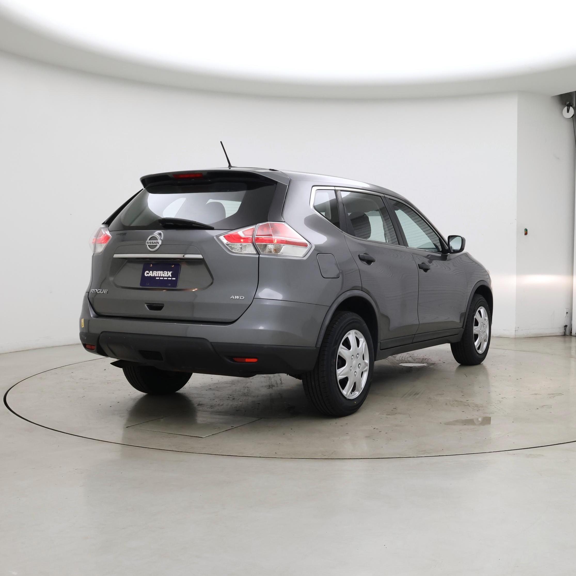 Thumbnail: 2016 Nissan Rogue - 8