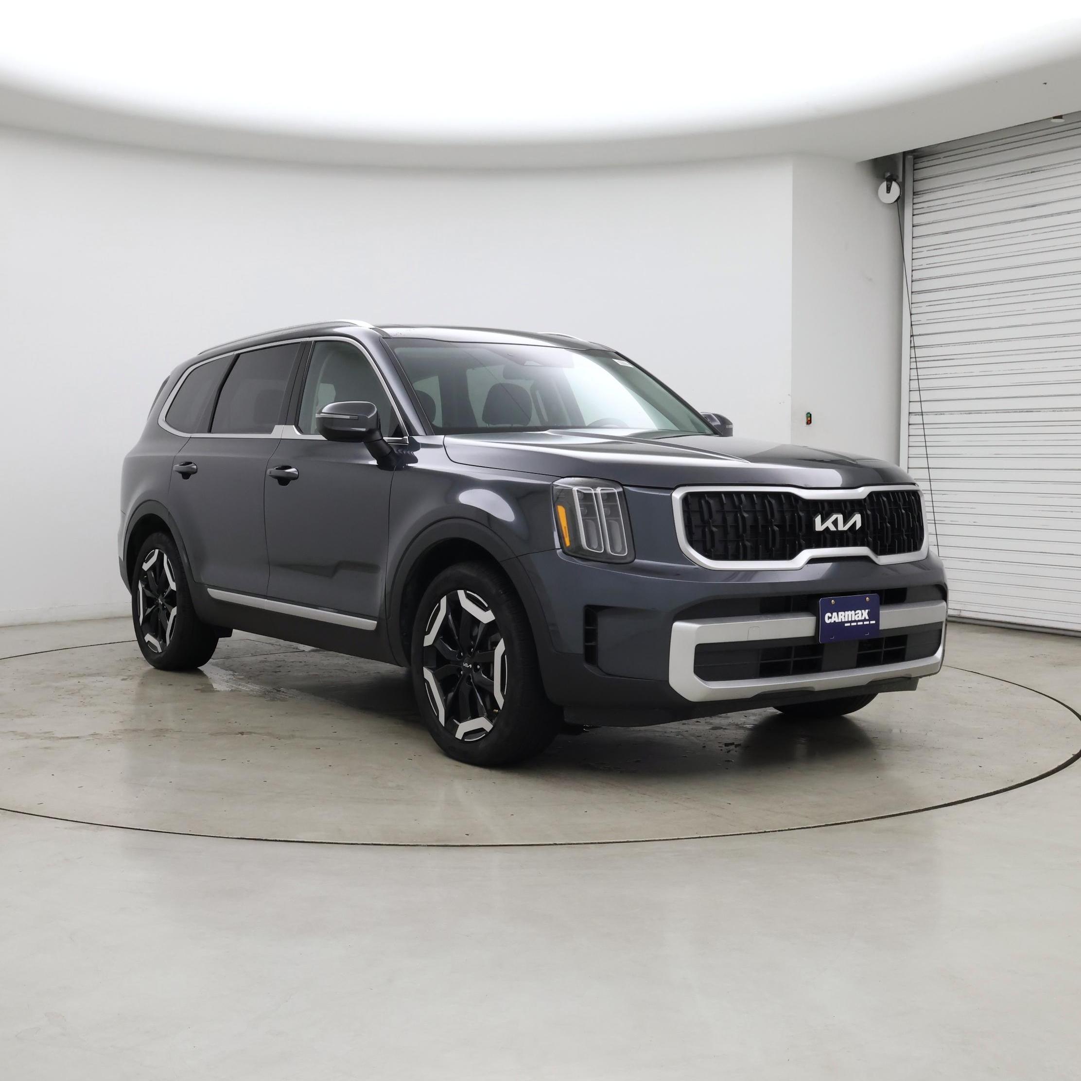 Gray 2024 Kia Telluride SUV / Crossover All-Wheel Drive Automatic