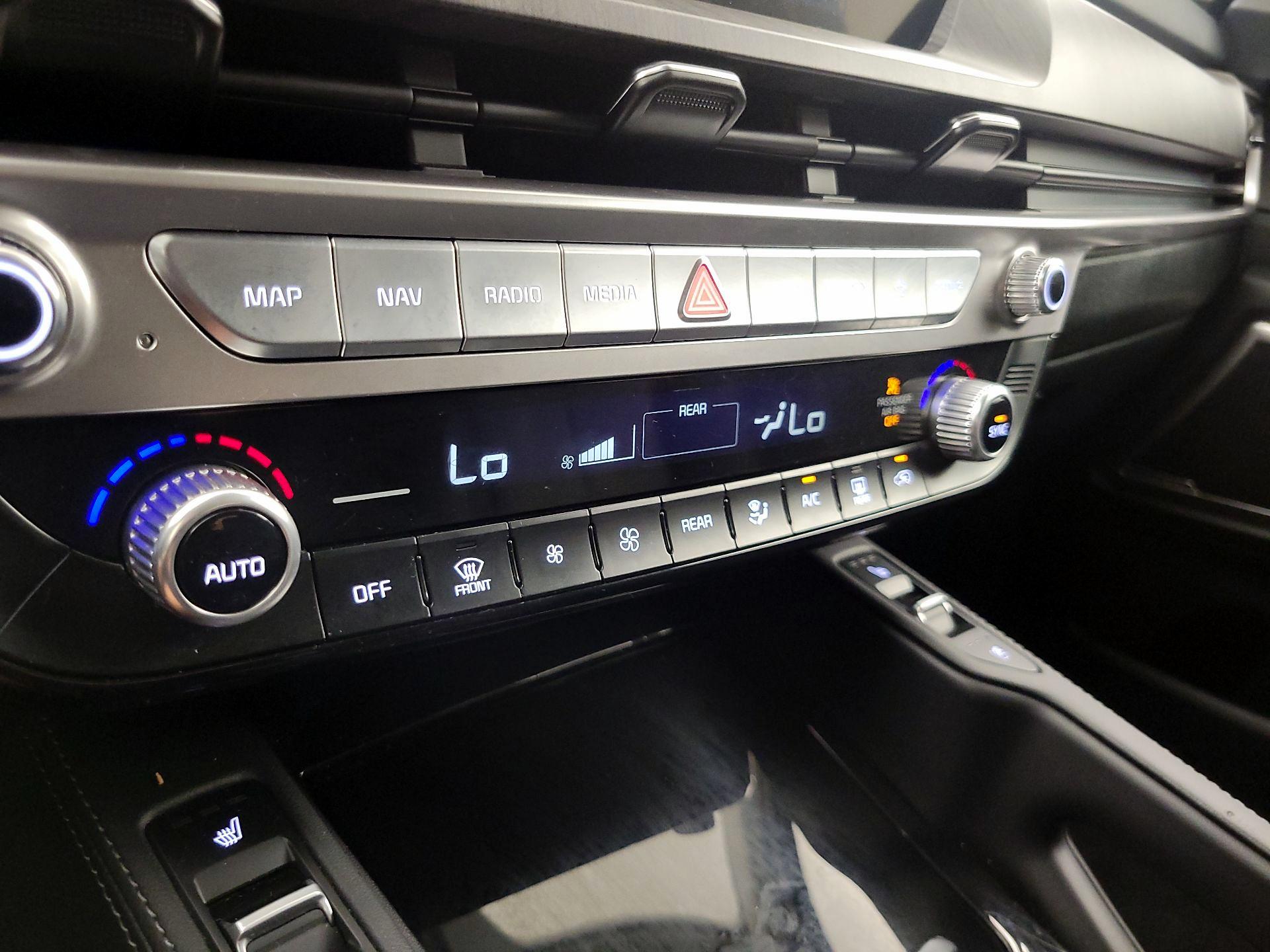 Thumbnail: 2024 Kia Telluride - 17