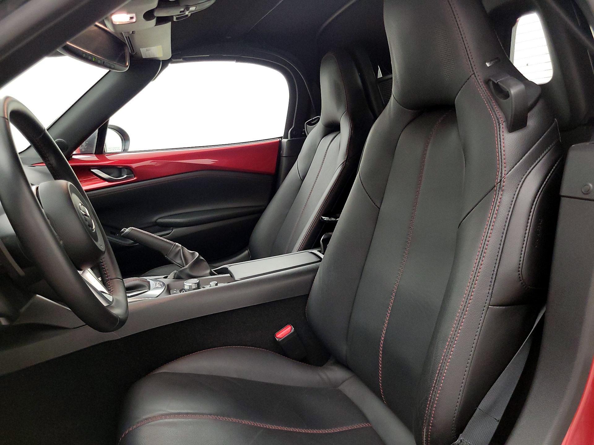 Thumbnail: 2016 Mazda MX-5 Miata - 11