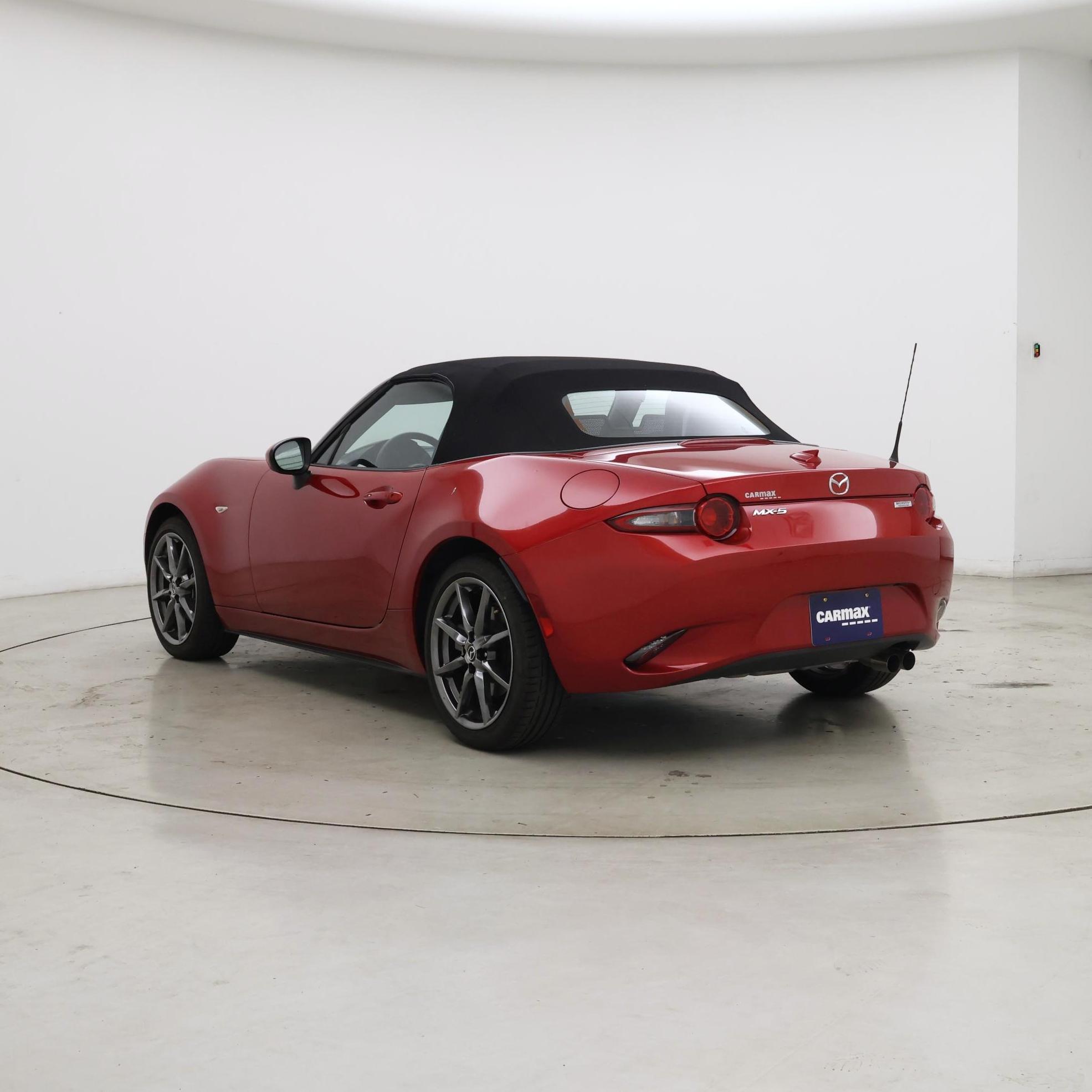Thumbnail: 2016 Mazda MX-5 Miata - 2
