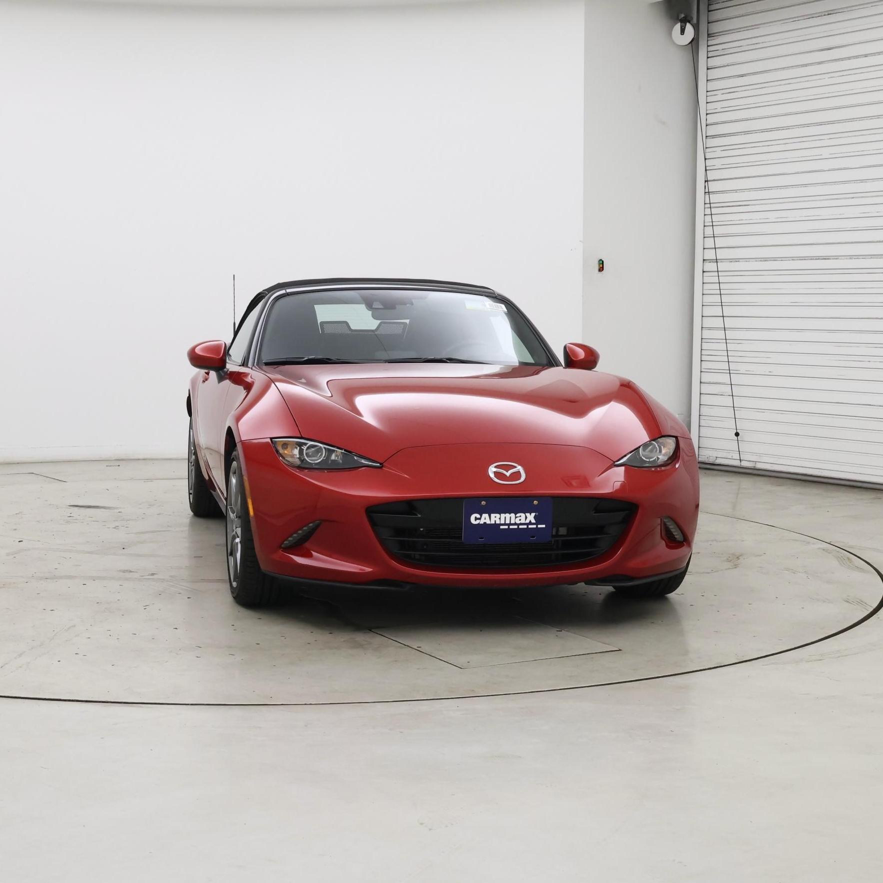 Thumbnail: 2016 Mazda MX-5 Miata - 5