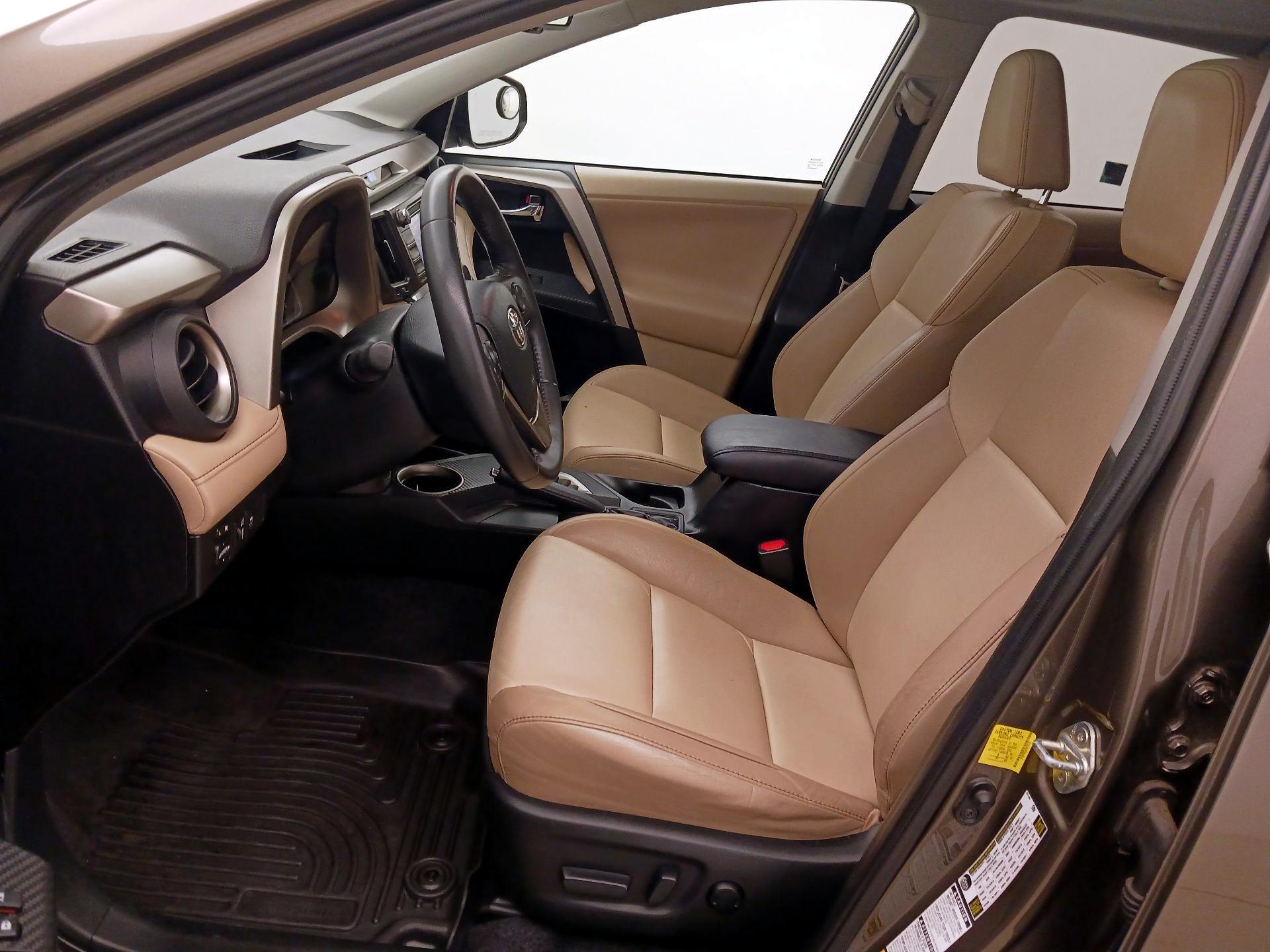 Thumbnail: 2013 Toyota RAV4 - 11