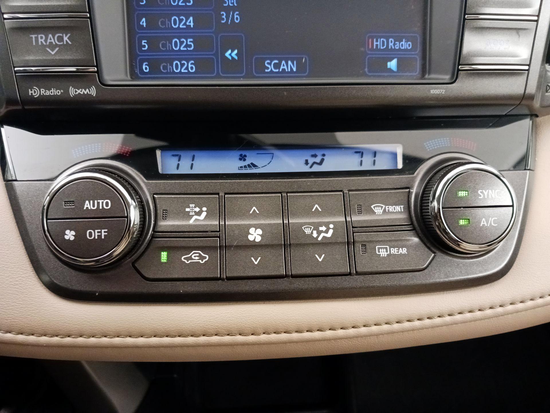 Thumbnail: 2013 Toyota RAV4 - 16