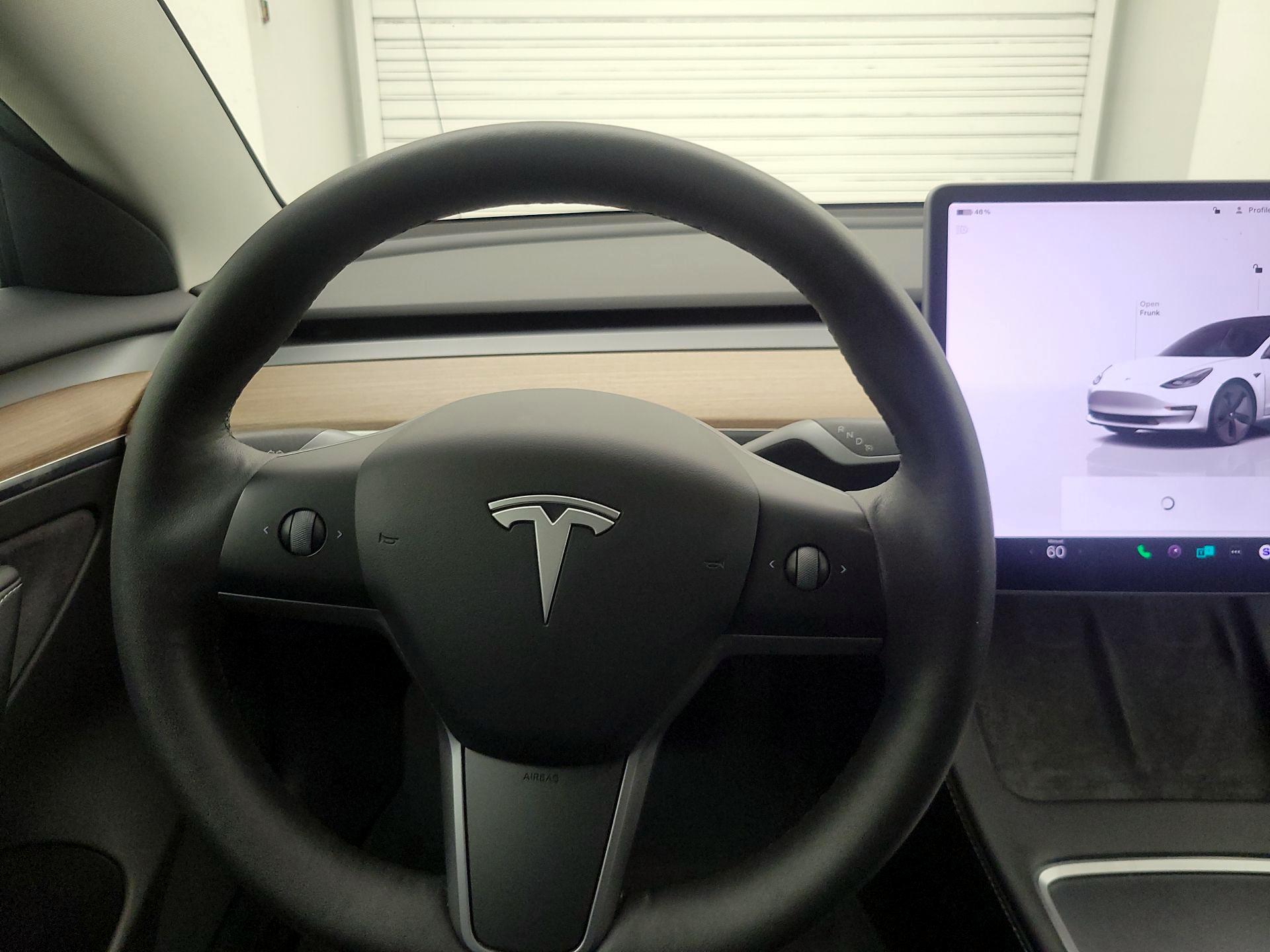 Thumbnail: 2022 Tesla Model 3 - 10