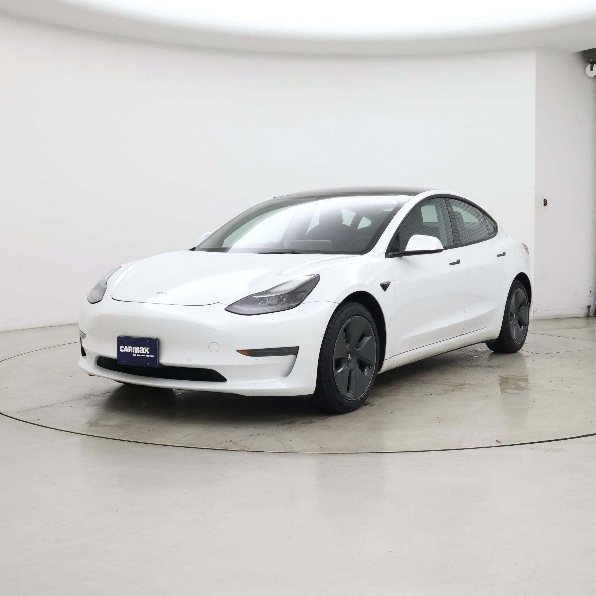 Thumbnail: 2022 Tesla Model 3 - 4