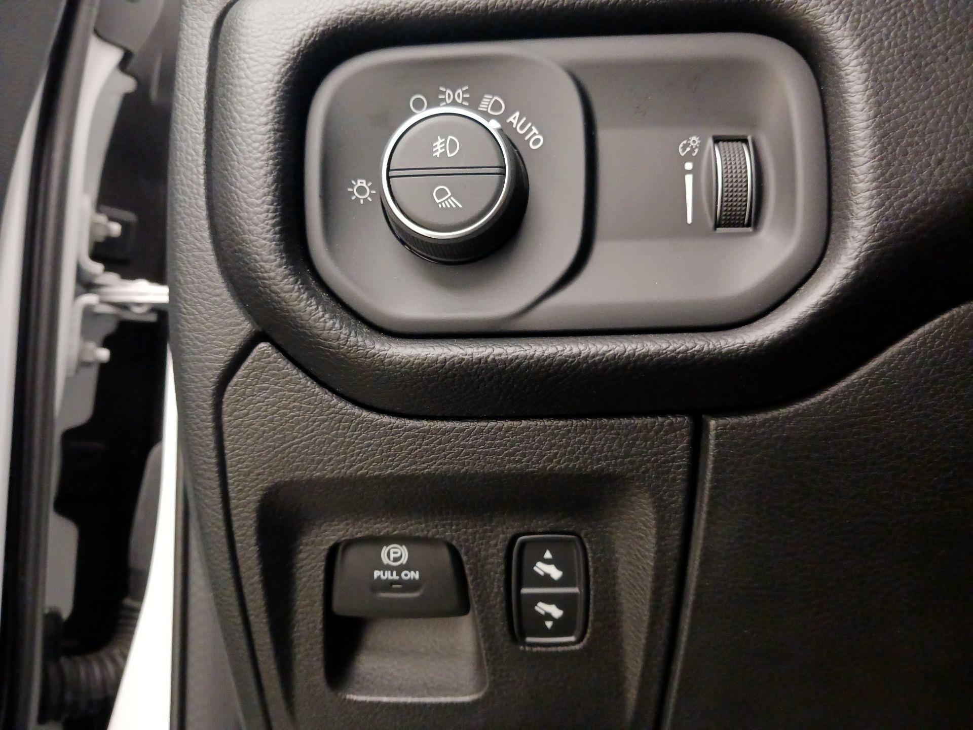 Thumbnail: 2022 RAM 1500 - 13
