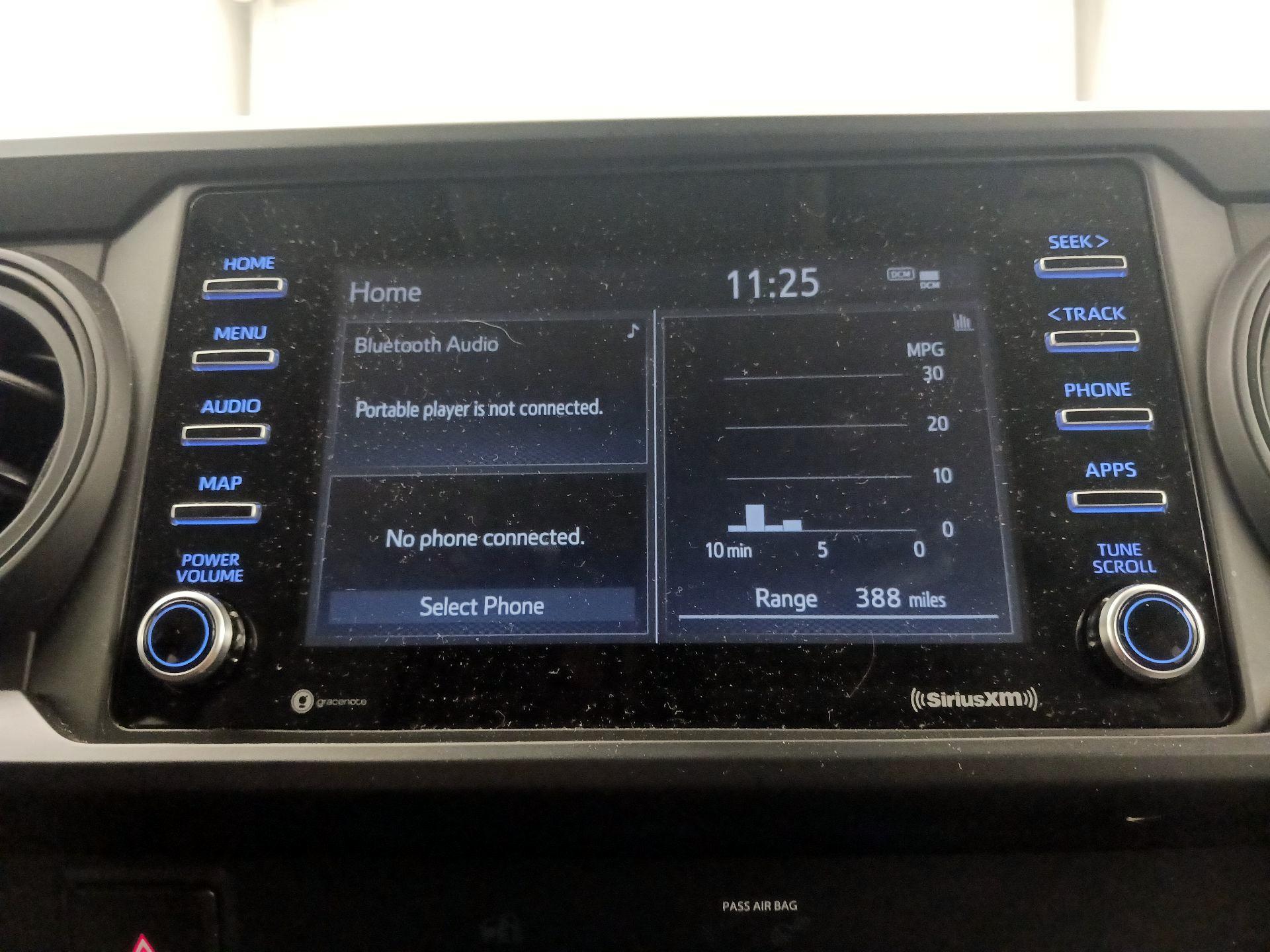 Thumbnail: 2021 Toyota Tacoma - 15