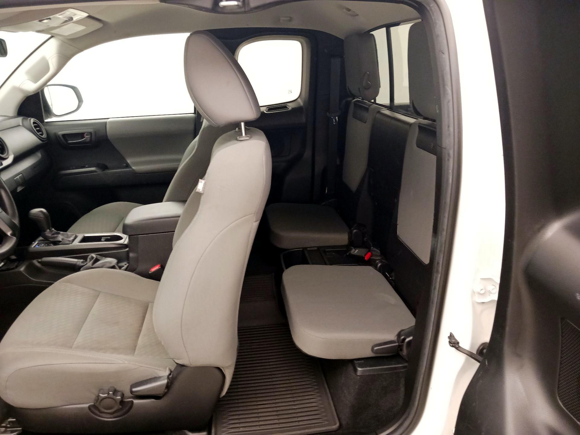 Thumbnail: 2021 Toyota Tacoma - 19