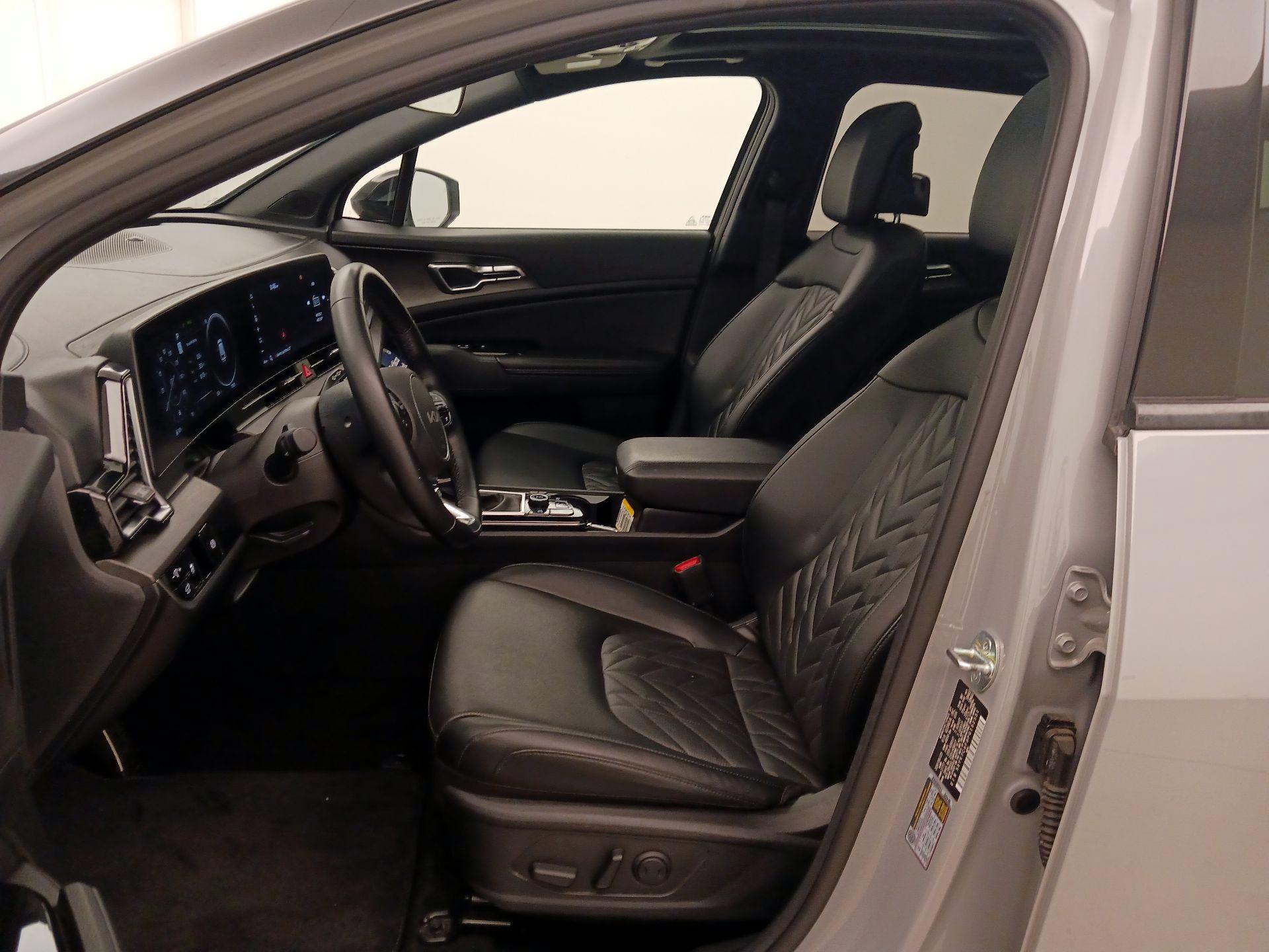 Thumbnail: 2023 Kia Sportage - 11