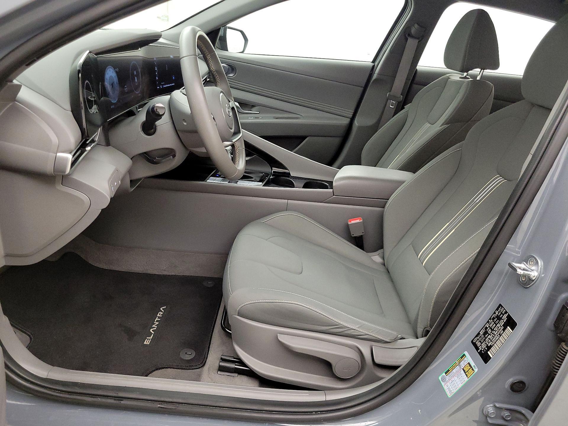 Thumbnail: 2023 Hyundai Elantra - 11