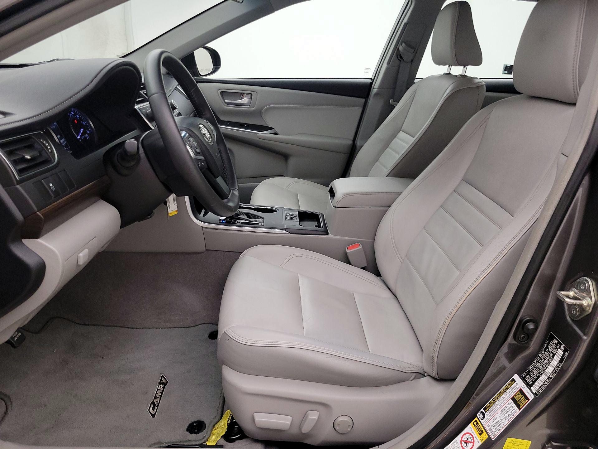 Thumbnail: 2017 Toyota Camry - 11