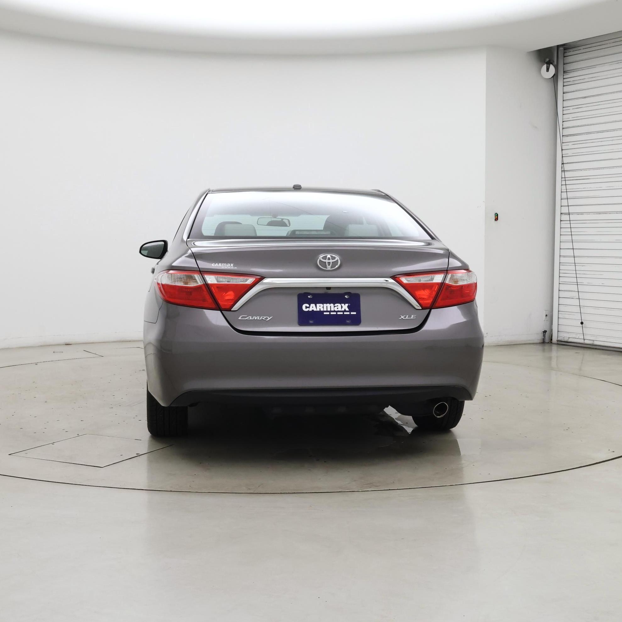 Thumbnail: 2017 Toyota Camry - 6