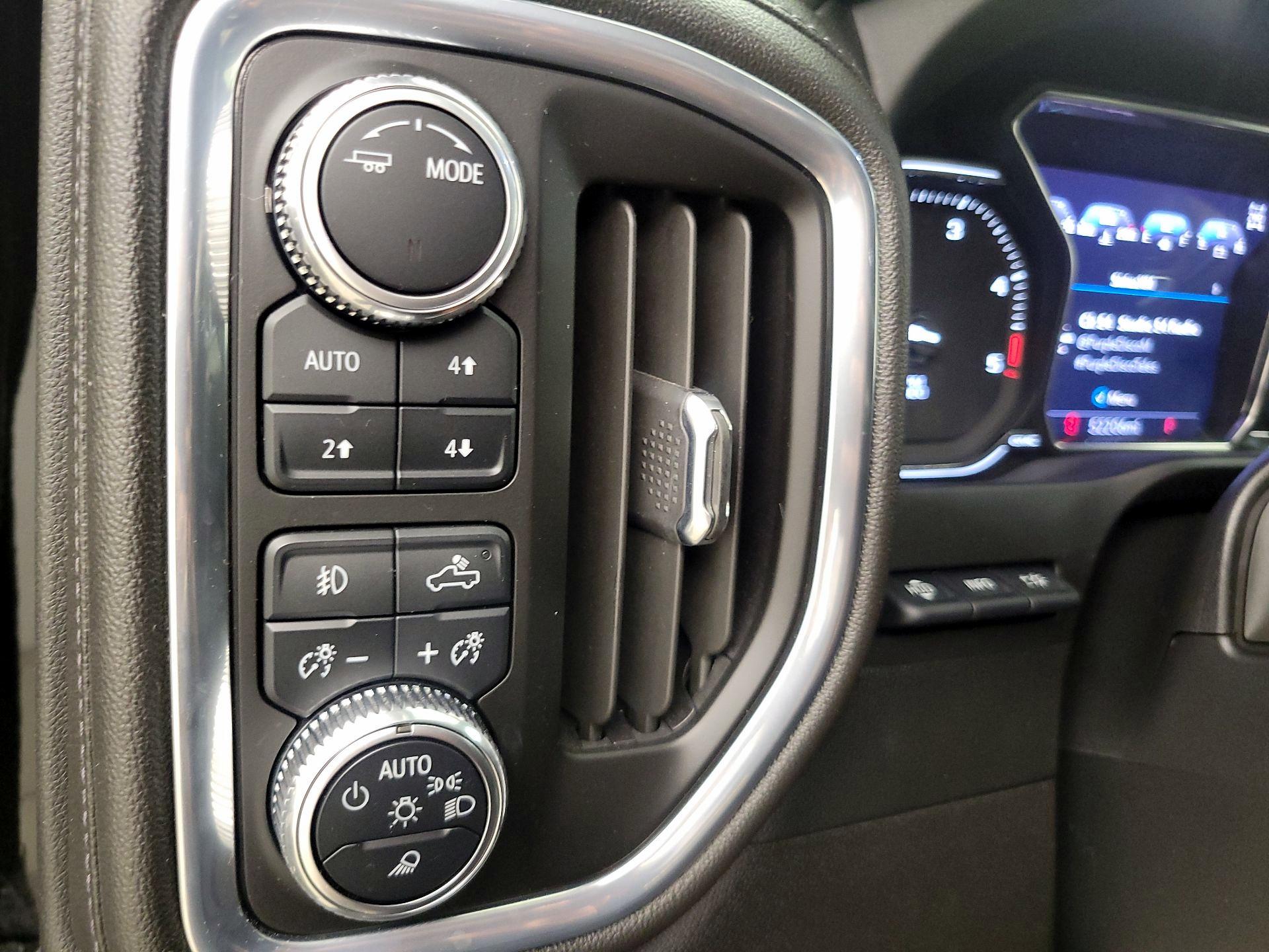Thumbnail: 2022 GMC Sierra 2500 - 13