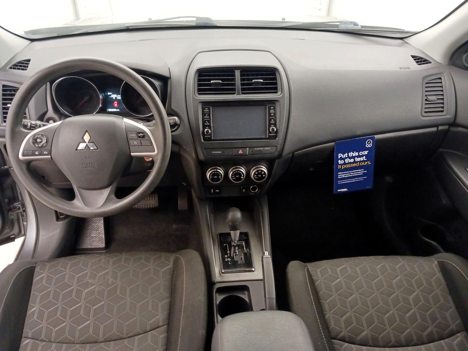 Thumbnail: 2021 Mitsubishi Outlander Sport - 9